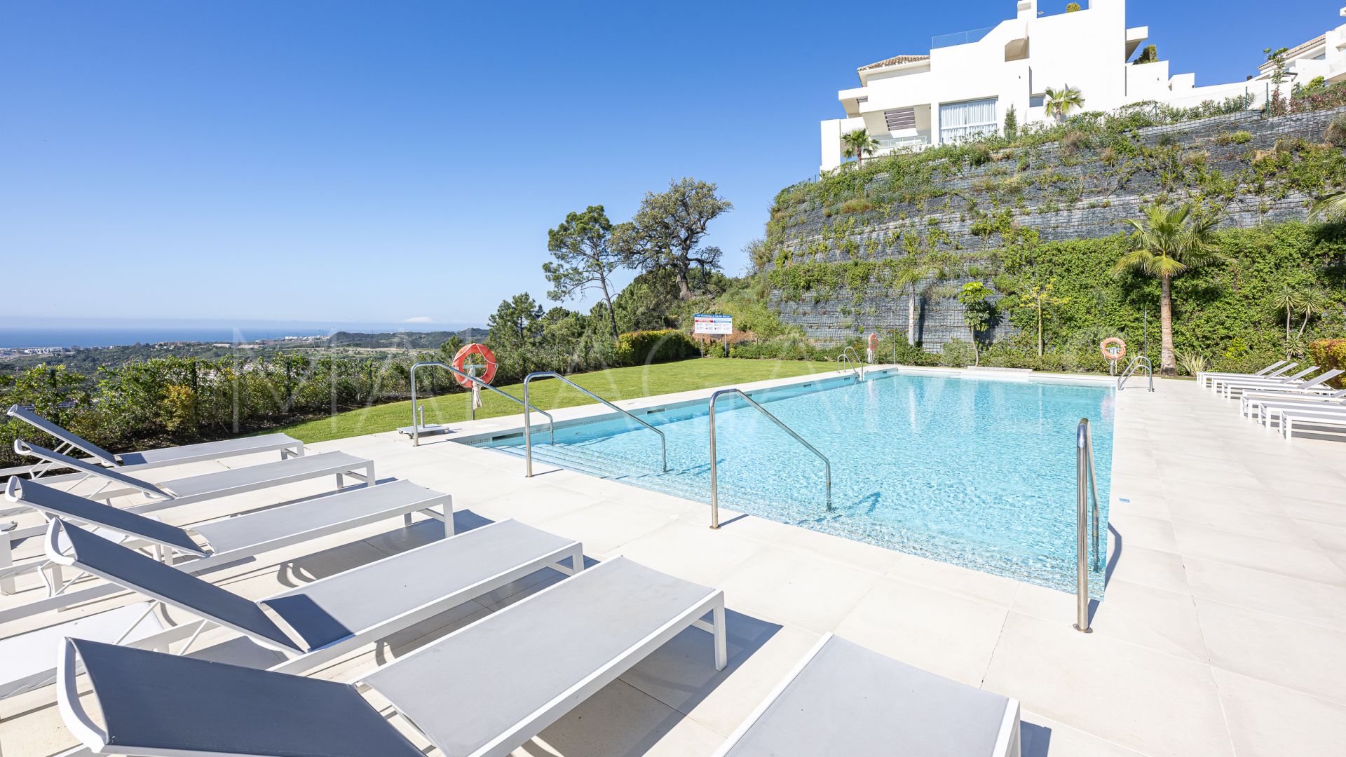 3 bedrooms apartment in Marbella Club Hills for sale