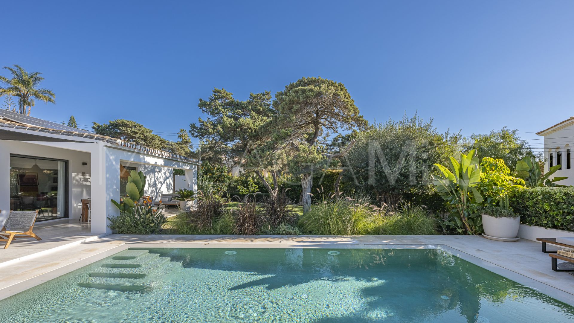 Villa for sale in Marbesa