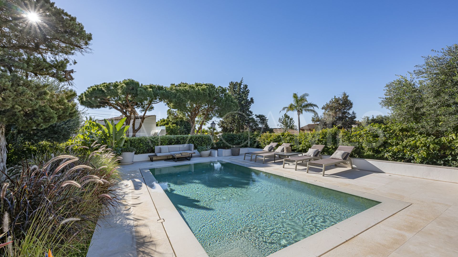 Villa for sale in Marbesa