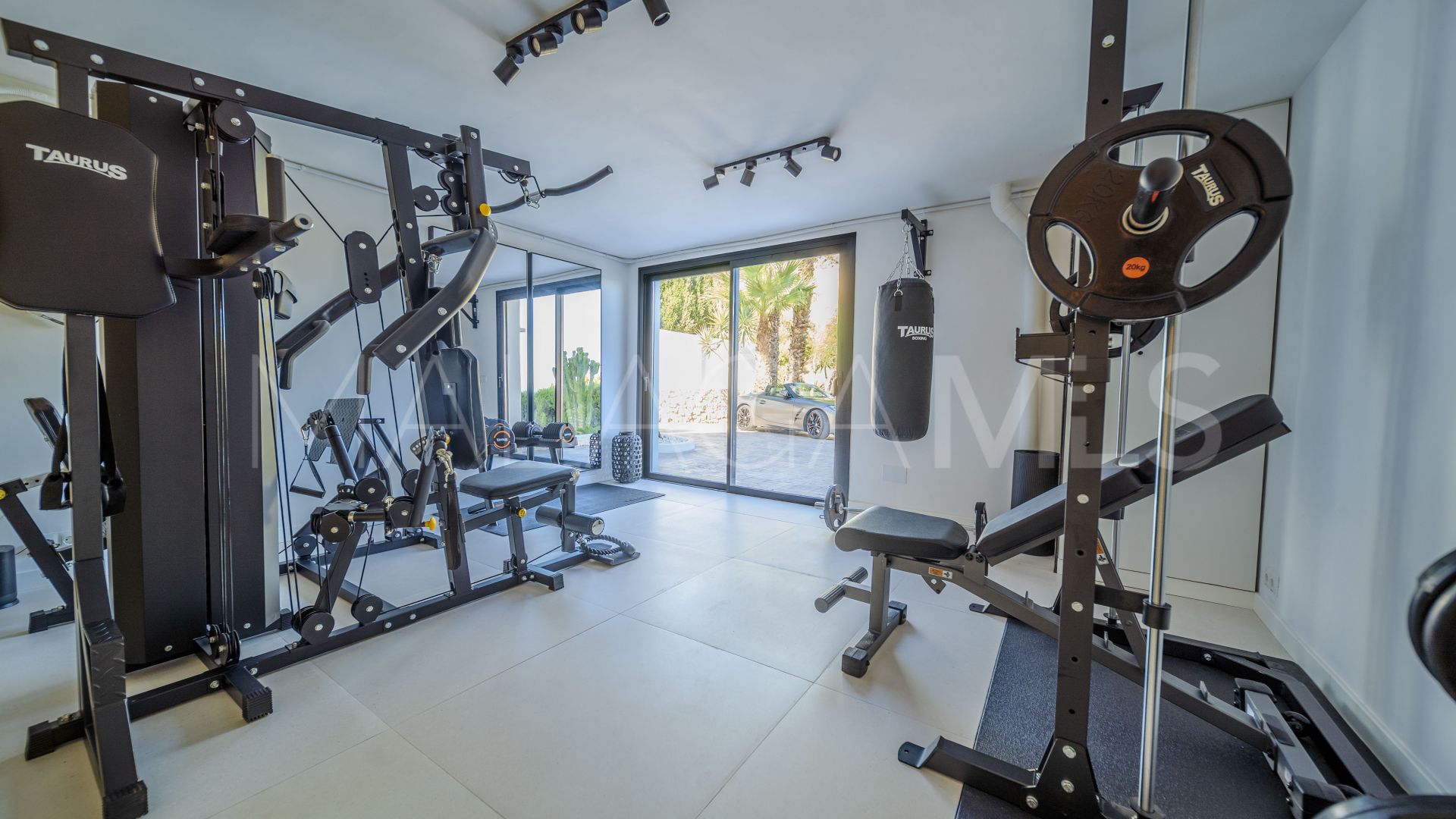 La Capellania 5 bedrooms villa for sale