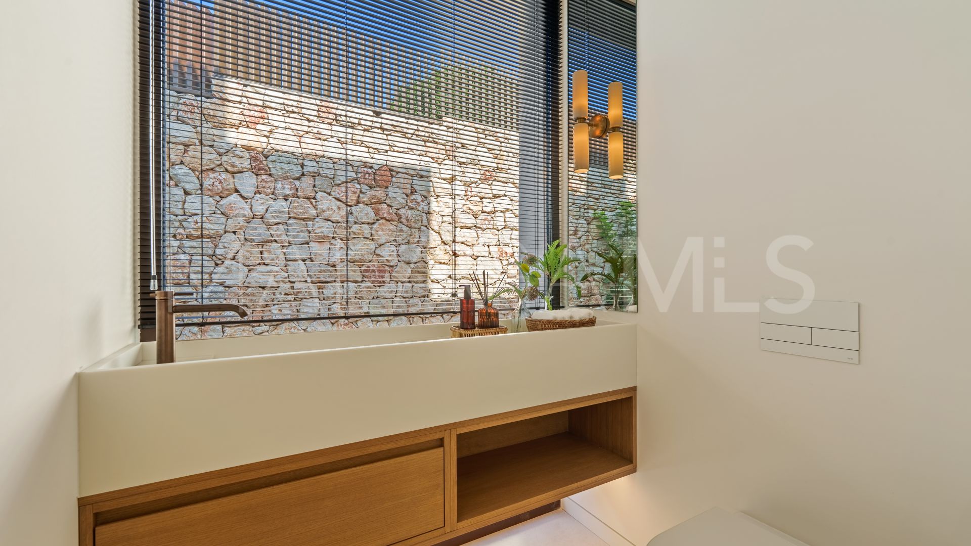 Se vende villa in Marbella Golden Mile with 5 bedrooms