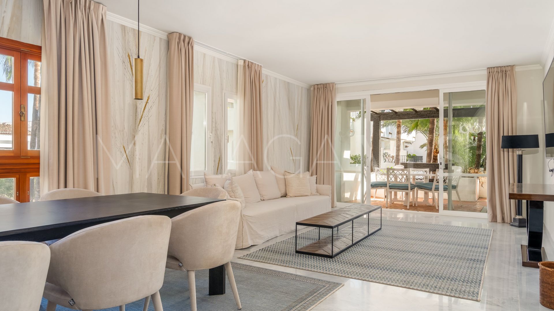 Atico duplex a la venta de 4 bedrooms in Puente Romano