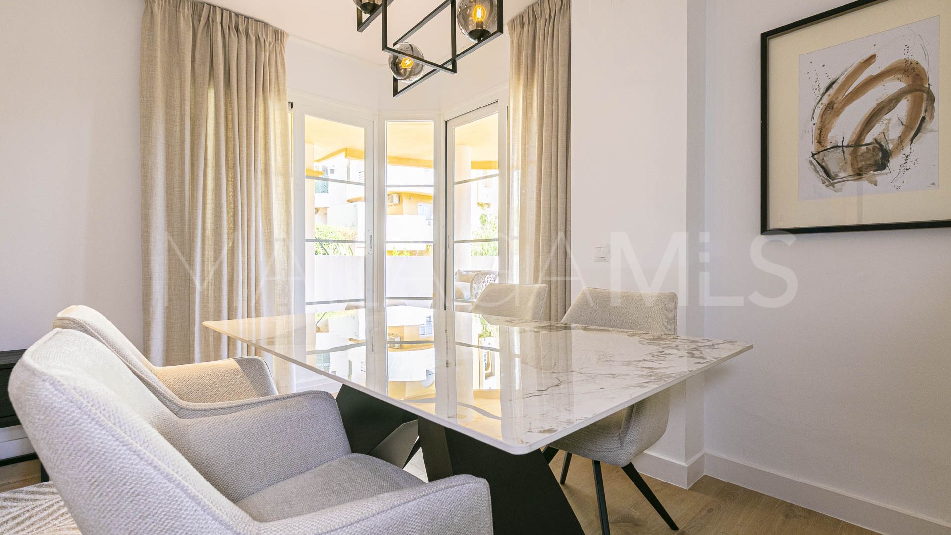 Buy duplex in Nueva Andalucia
