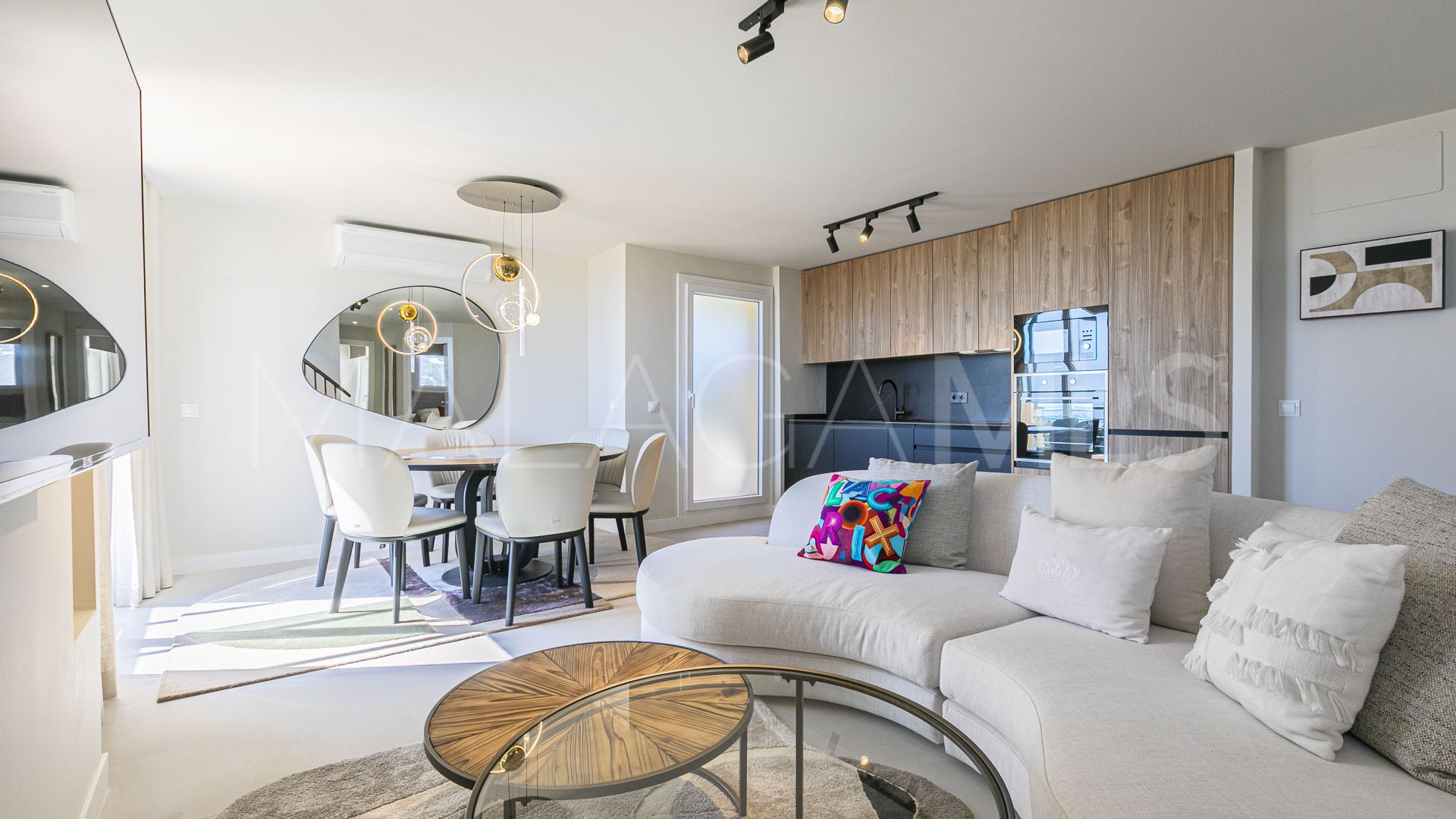 Duplex penthouse for sale in Nueva Andalucia