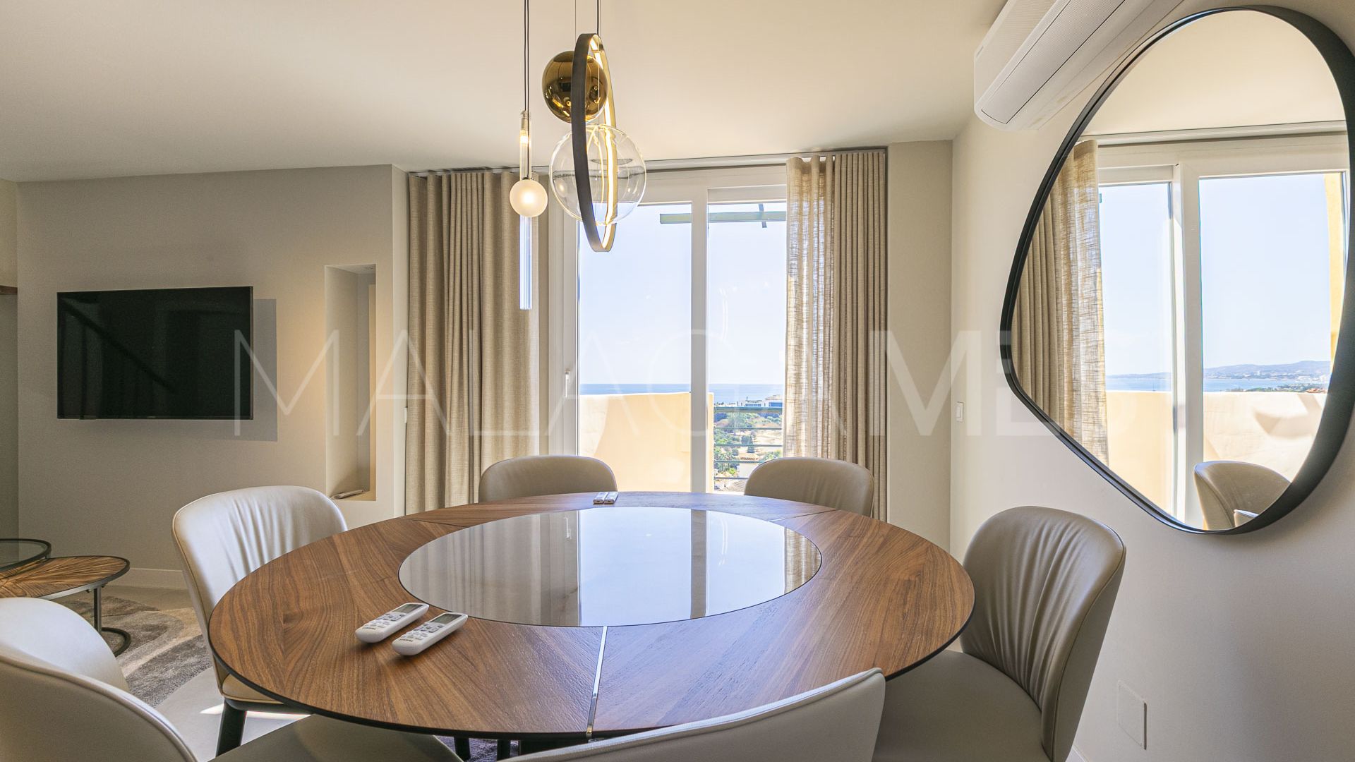 Duplex penthouse for sale in Nueva Andalucia