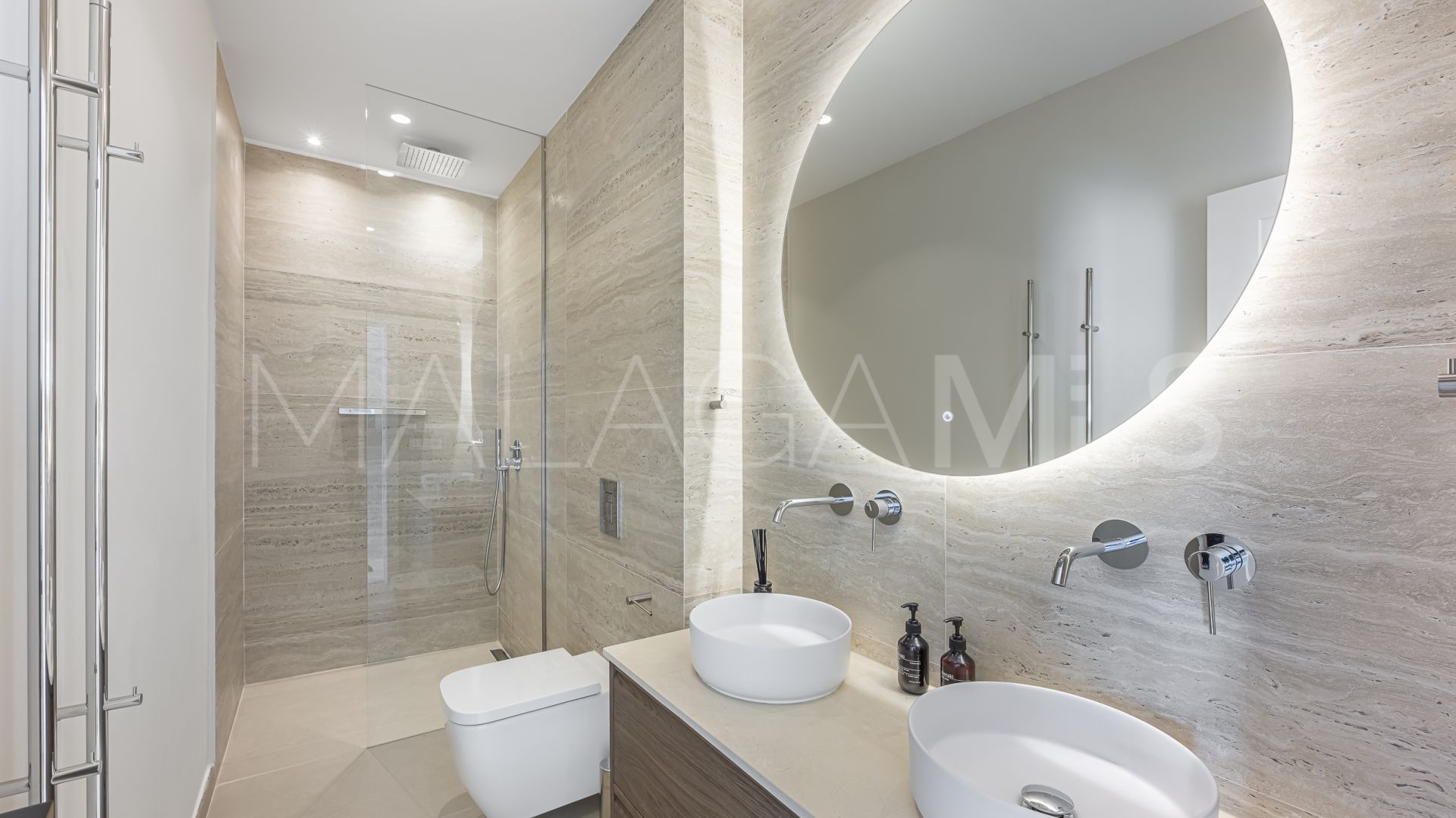 Radhus for sale in Altos de Salamanca