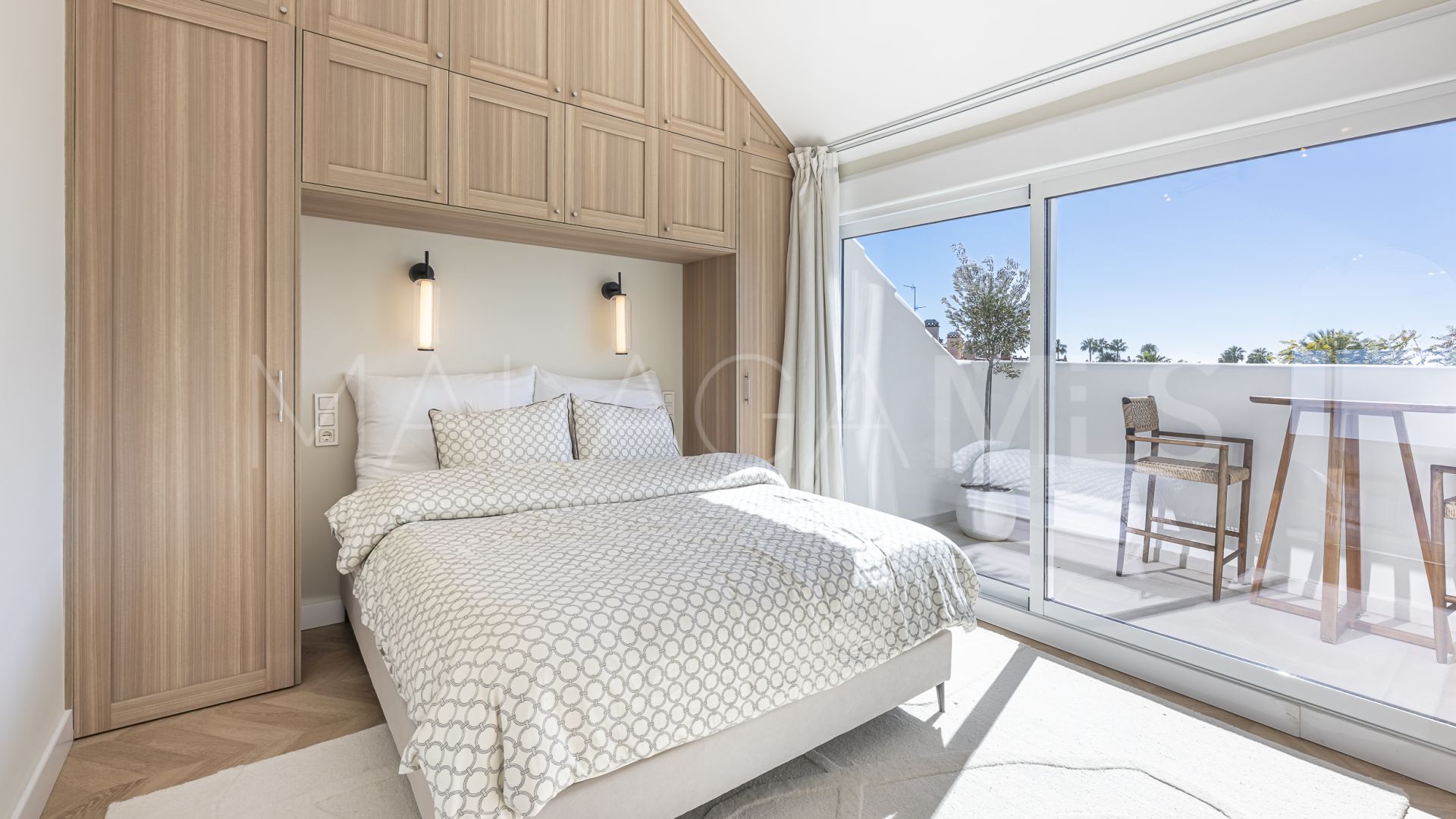 Radhus for sale in Altos de Salamanca