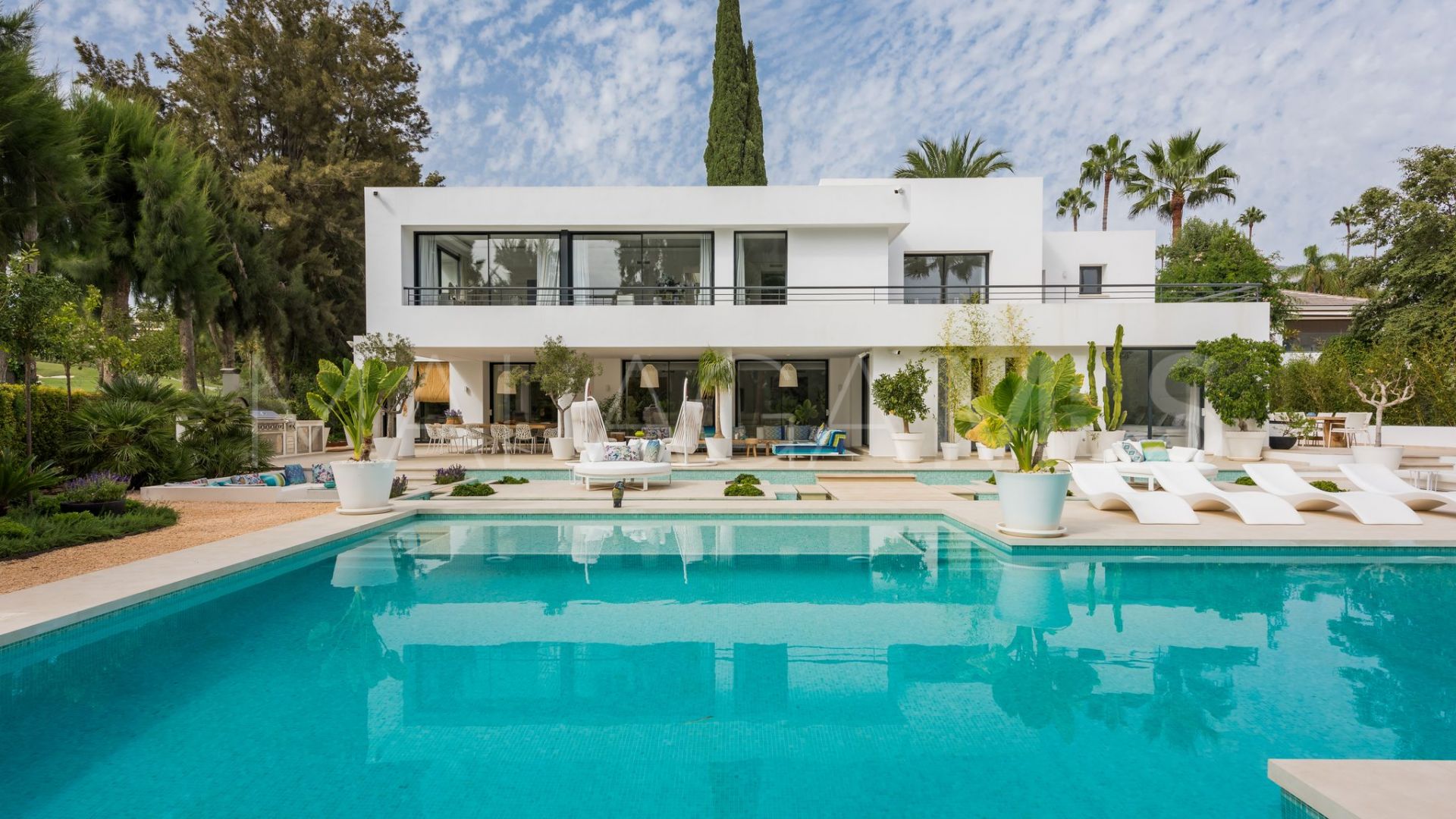 Villa for sale in Las Brisas del Golf