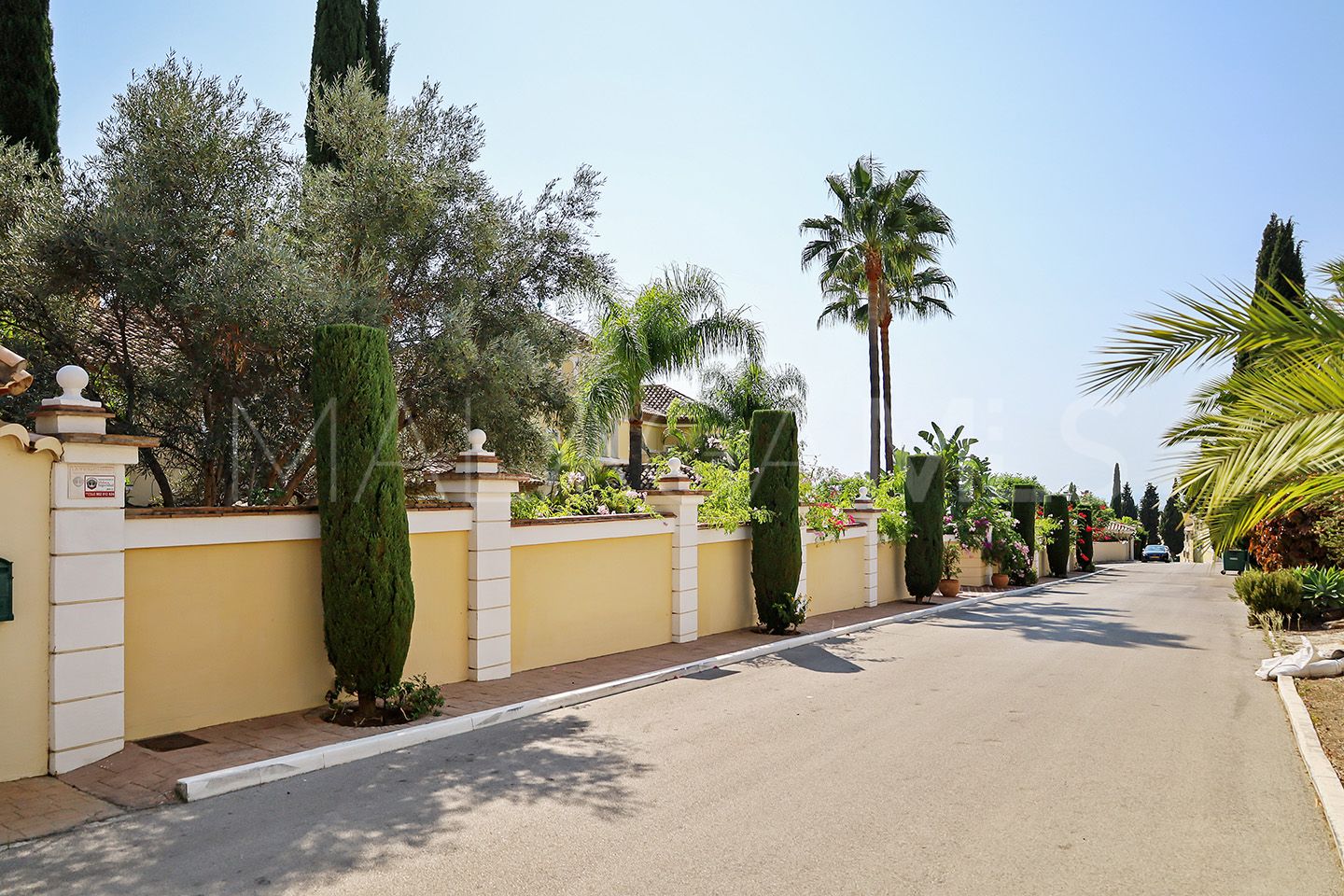 Villa for sale with 5 bedrooms in El Paraiso