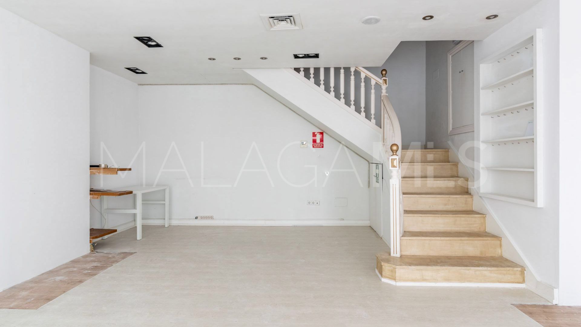 Marbella Centro 1 bedroom shop for sale