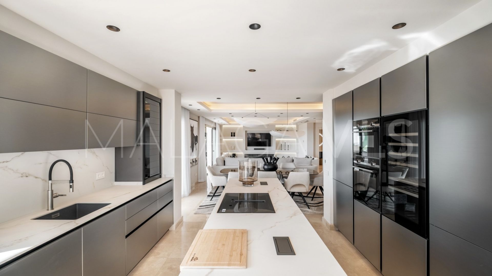 Aloha Park duplex penthouse for sale