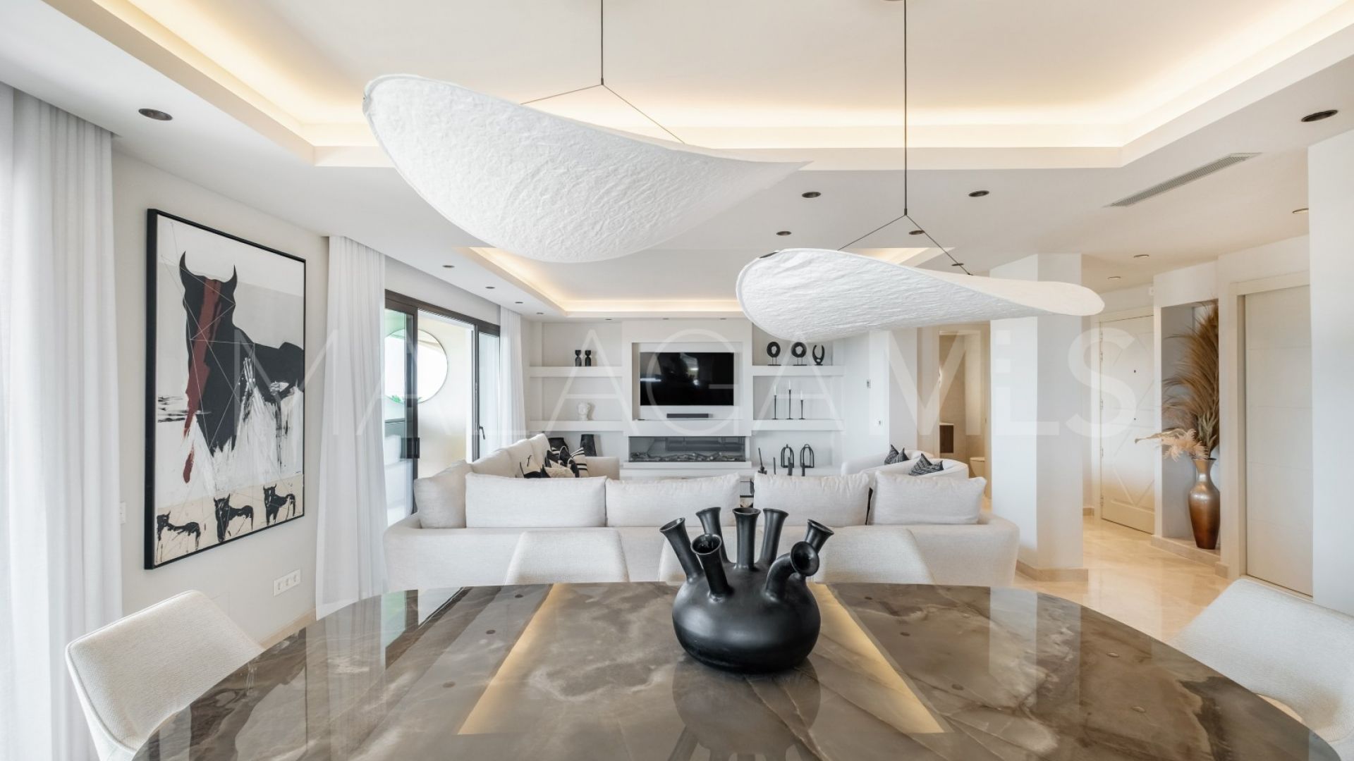 Aloha Park duplex penthouse for sale