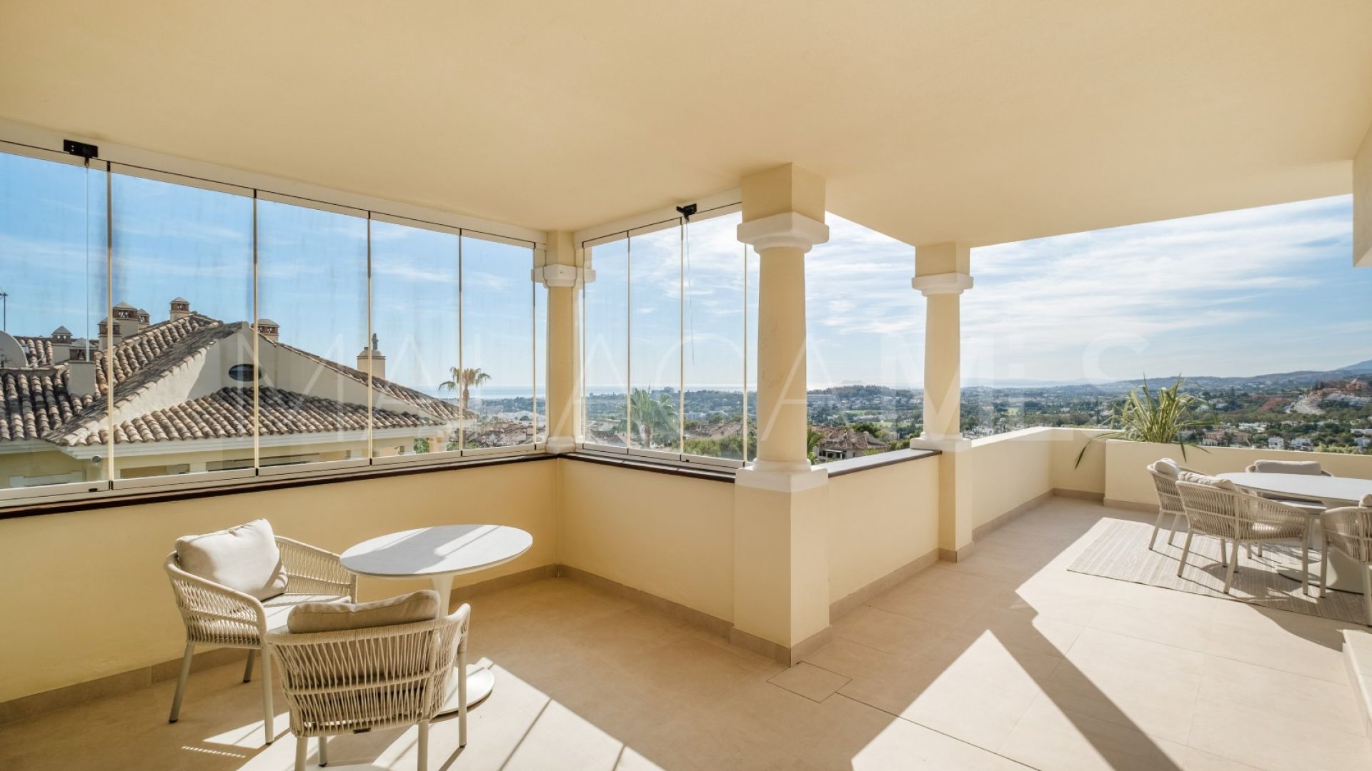 Aloha Park duplex penthouse for sale