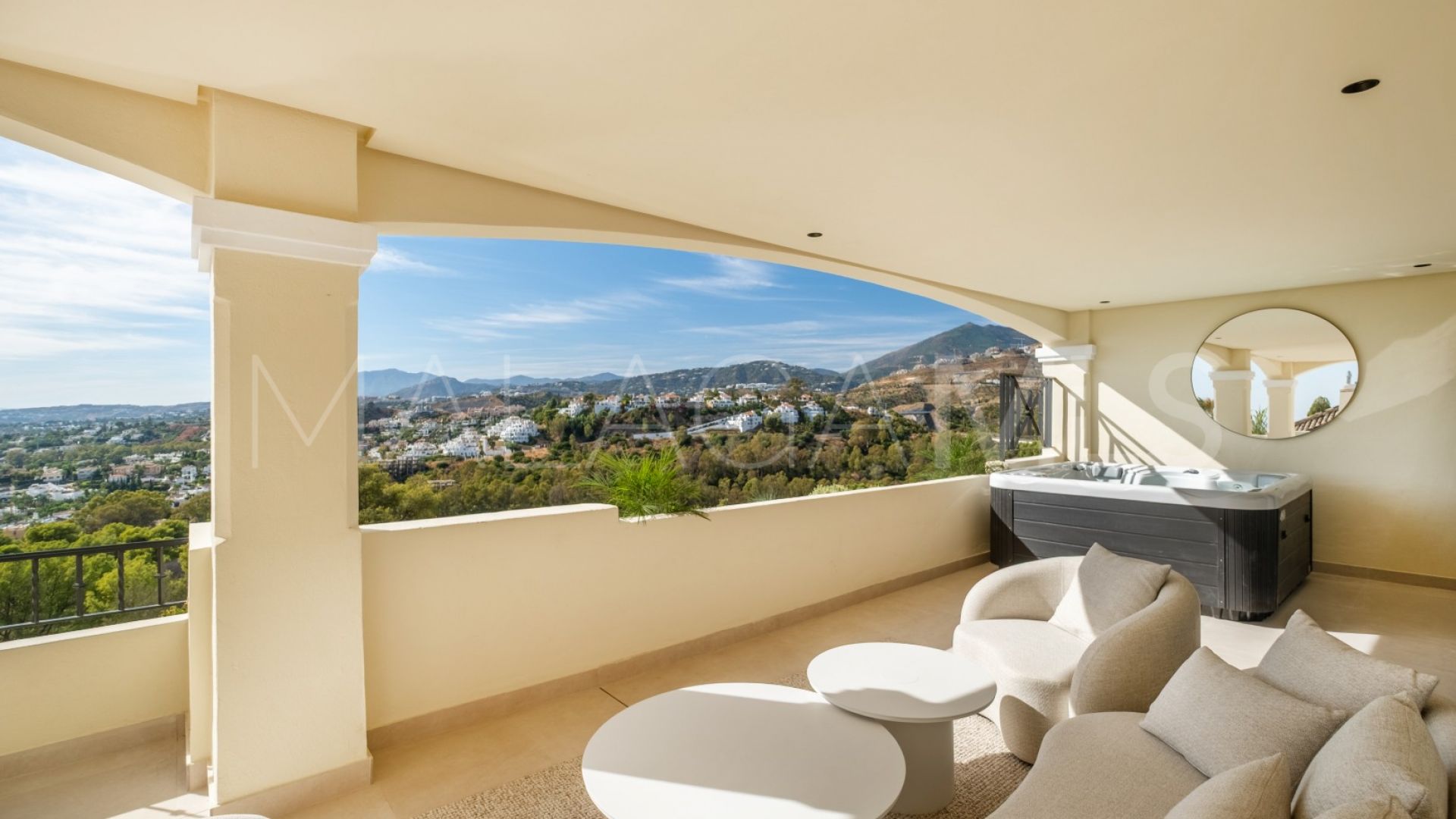 Aloha Park duplex penthouse for sale