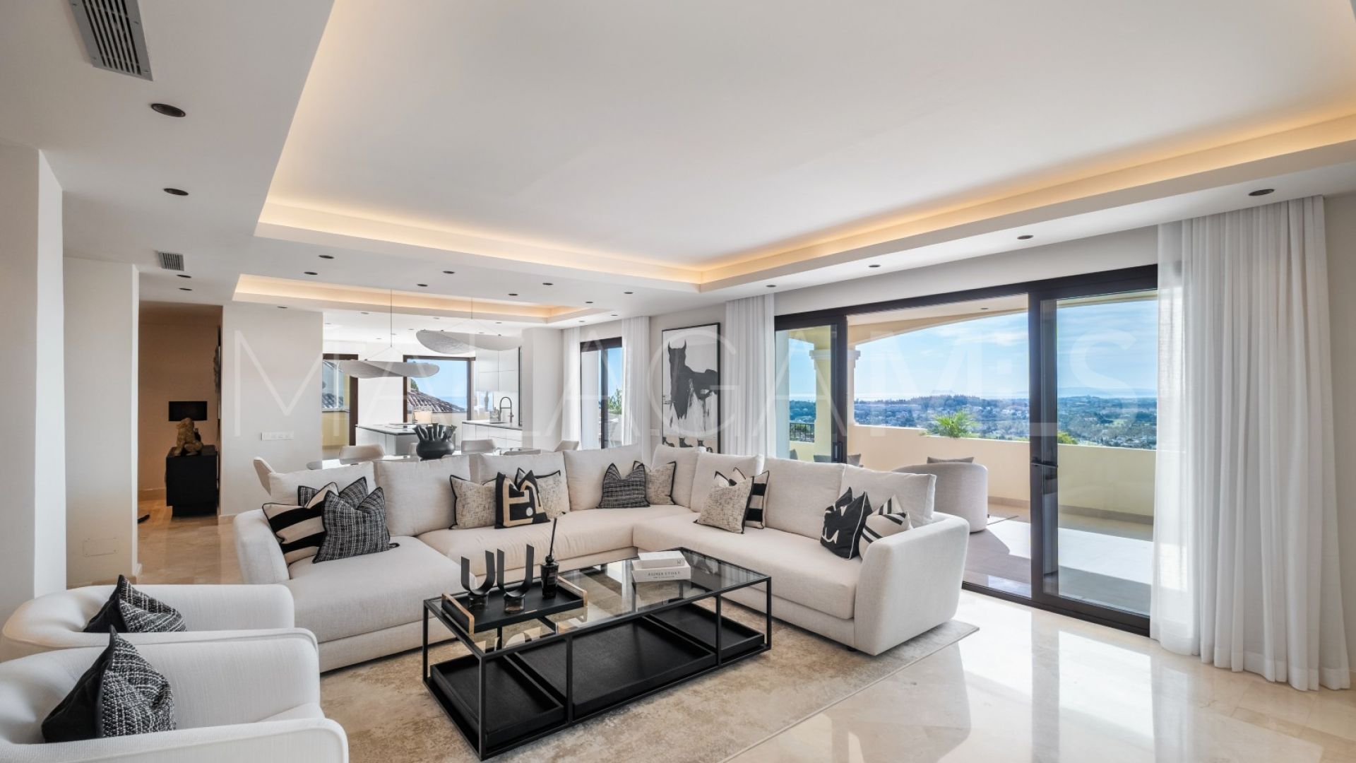 Aloha Park duplex penthouse for sale