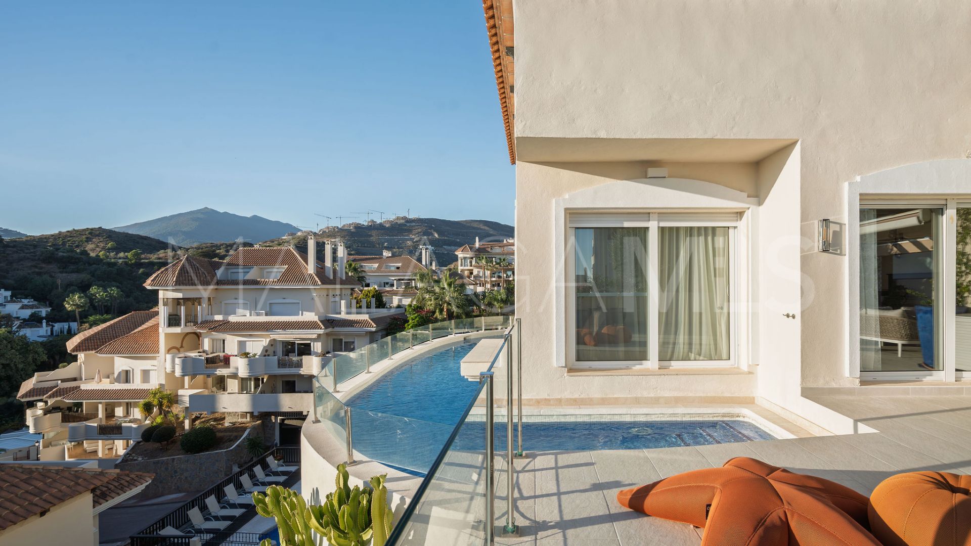 Penthaus for sale in Aloha Hill Club