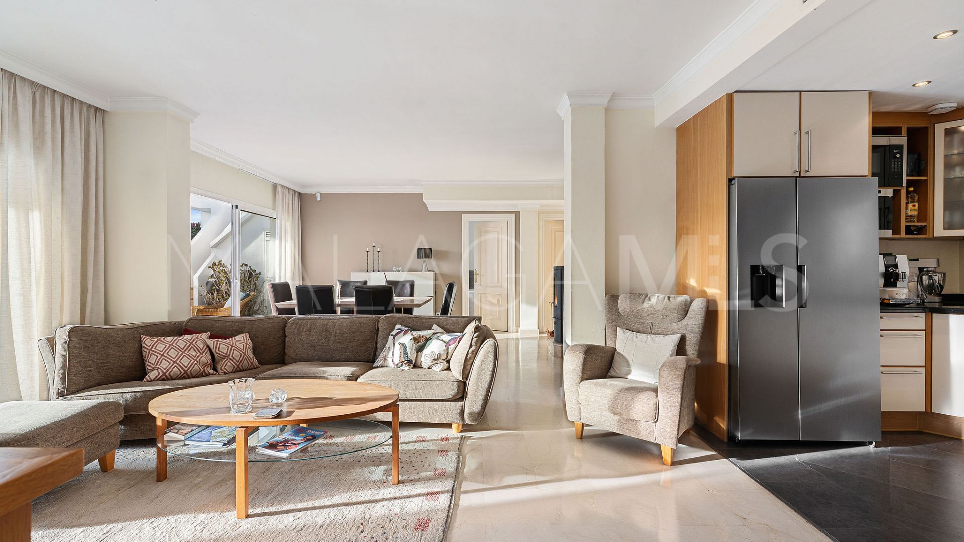 For sale duplex penthouse in La Quinta with 3 bedrooms