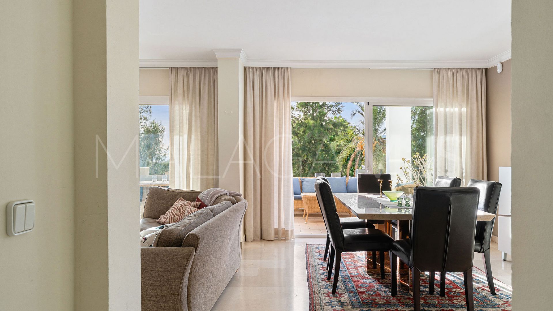 For sale duplex penthouse in La Quinta with 3 bedrooms