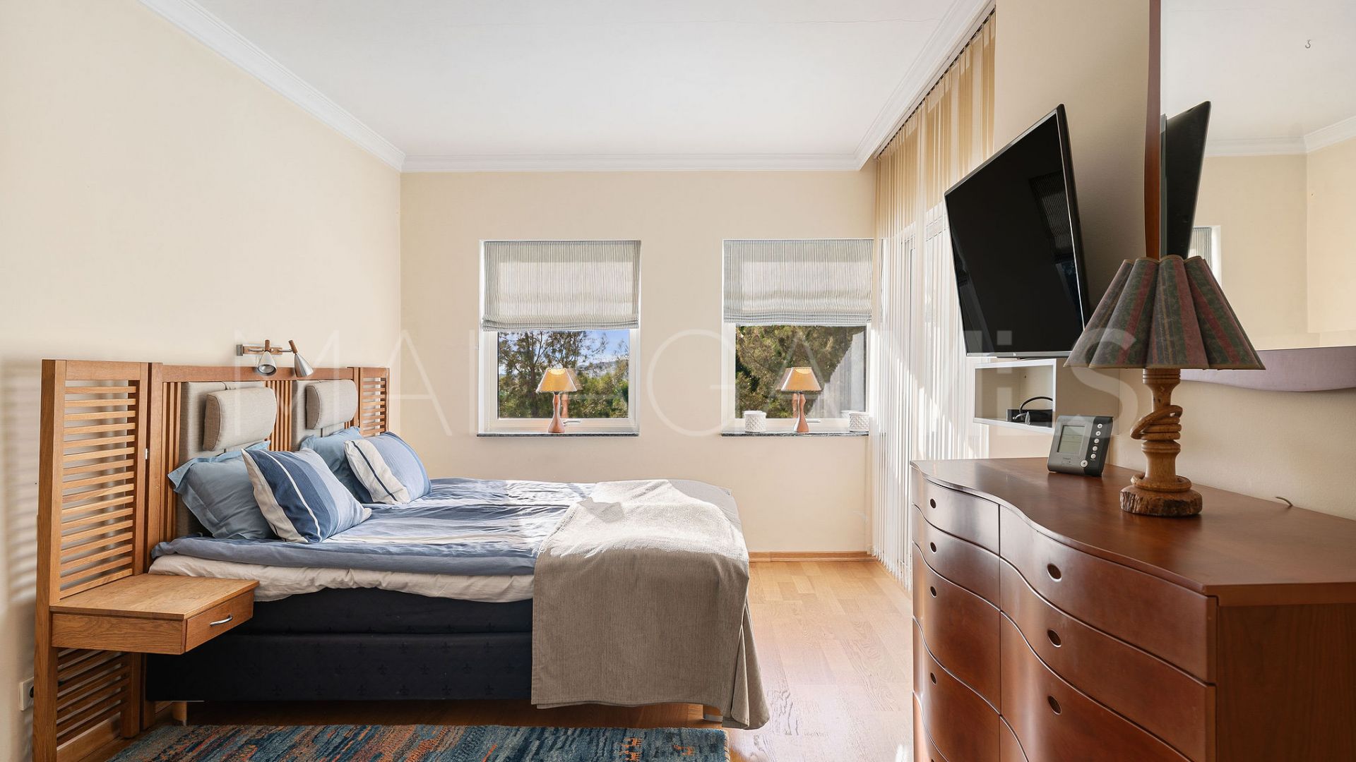 For sale duplex penthouse in La Quinta with 3 bedrooms