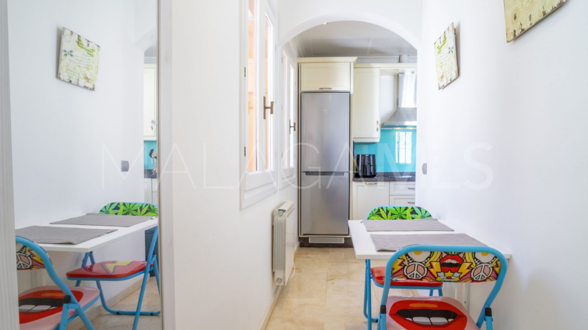 Takvåning for sale in Le Village