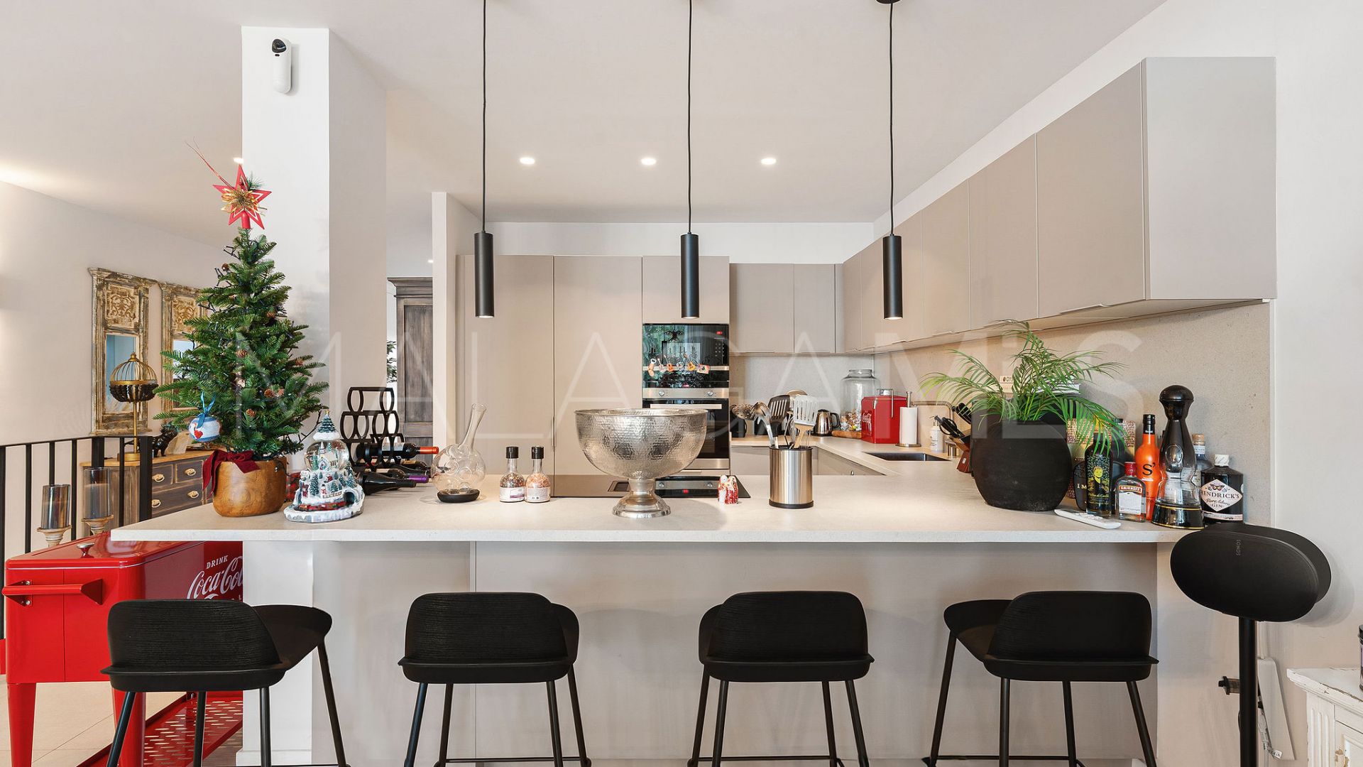 Parhus for sale in Aloha