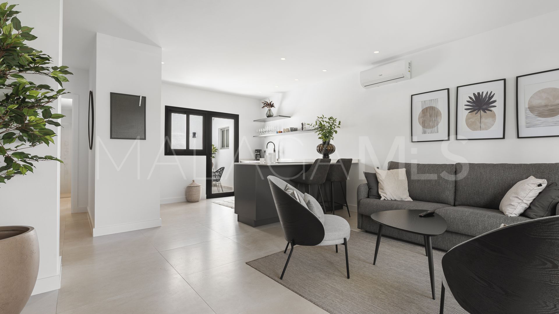 Appartement rez de chaussée for sale in Andalucia Garden Suites