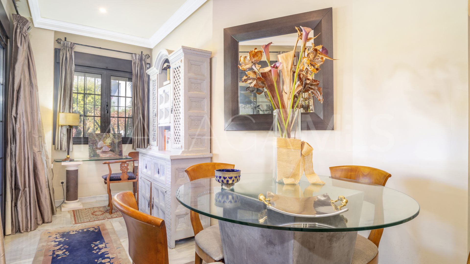 Aldea Blanca, apartamento planta baja a la venta de 3 bedrooms