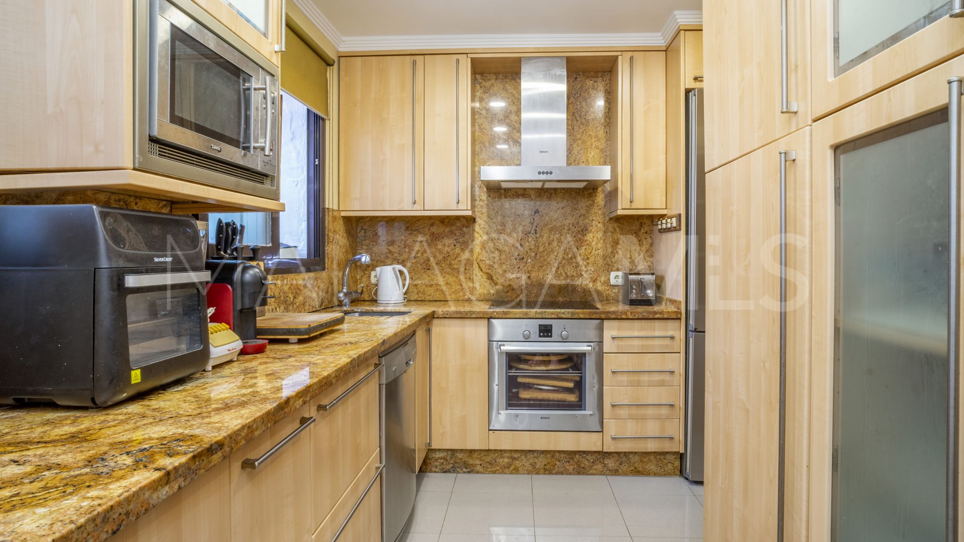 Aldea Blanca, apartamento planta baja a la venta de 3 bedrooms