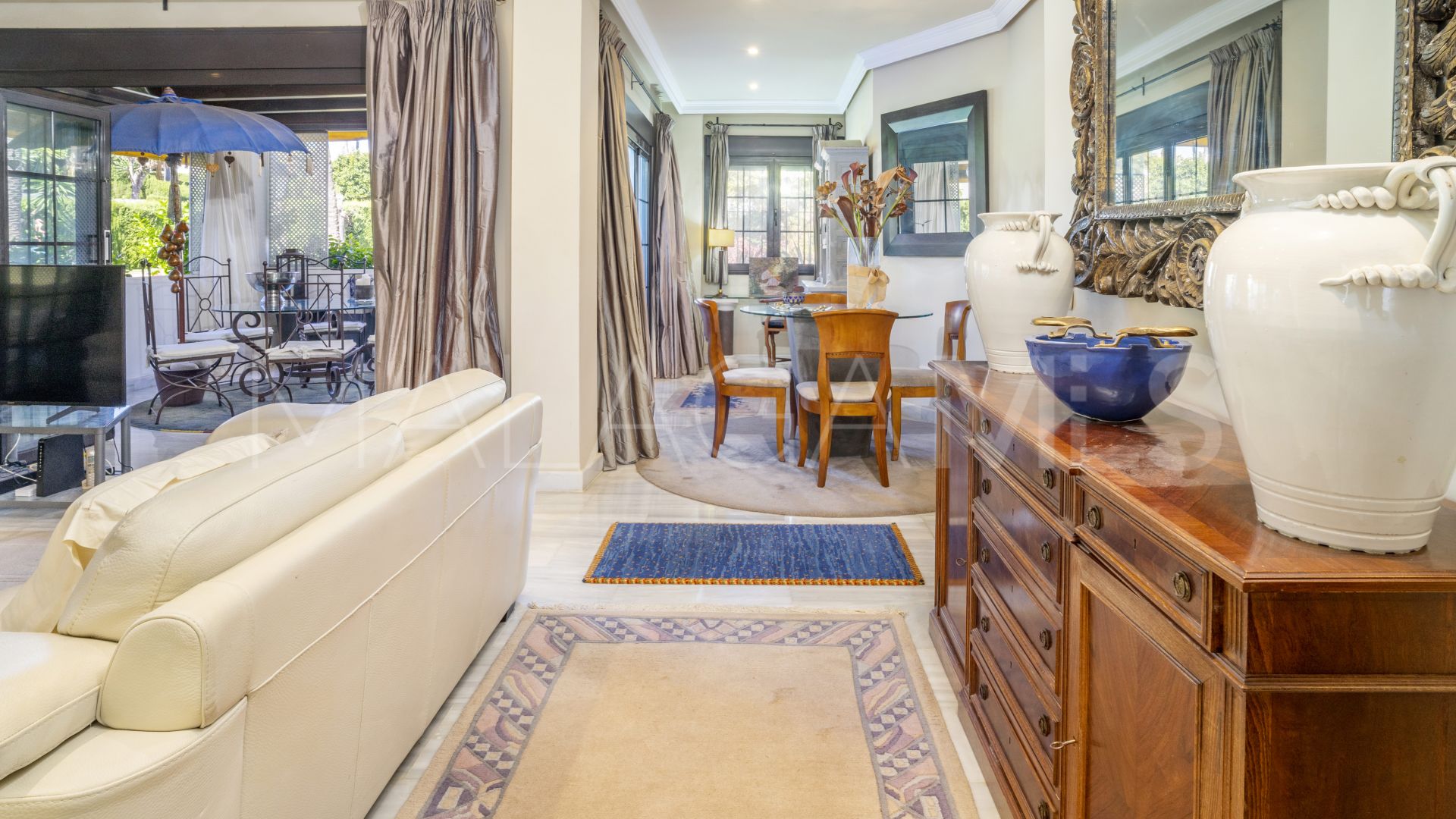 Aldea Blanca, apartamento planta baja a la venta de 3 bedrooms