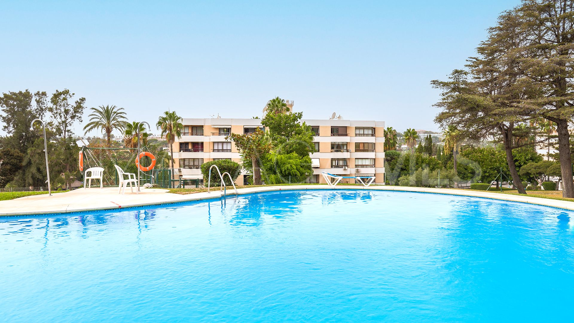 Appartement for sale in Torres de Aloha