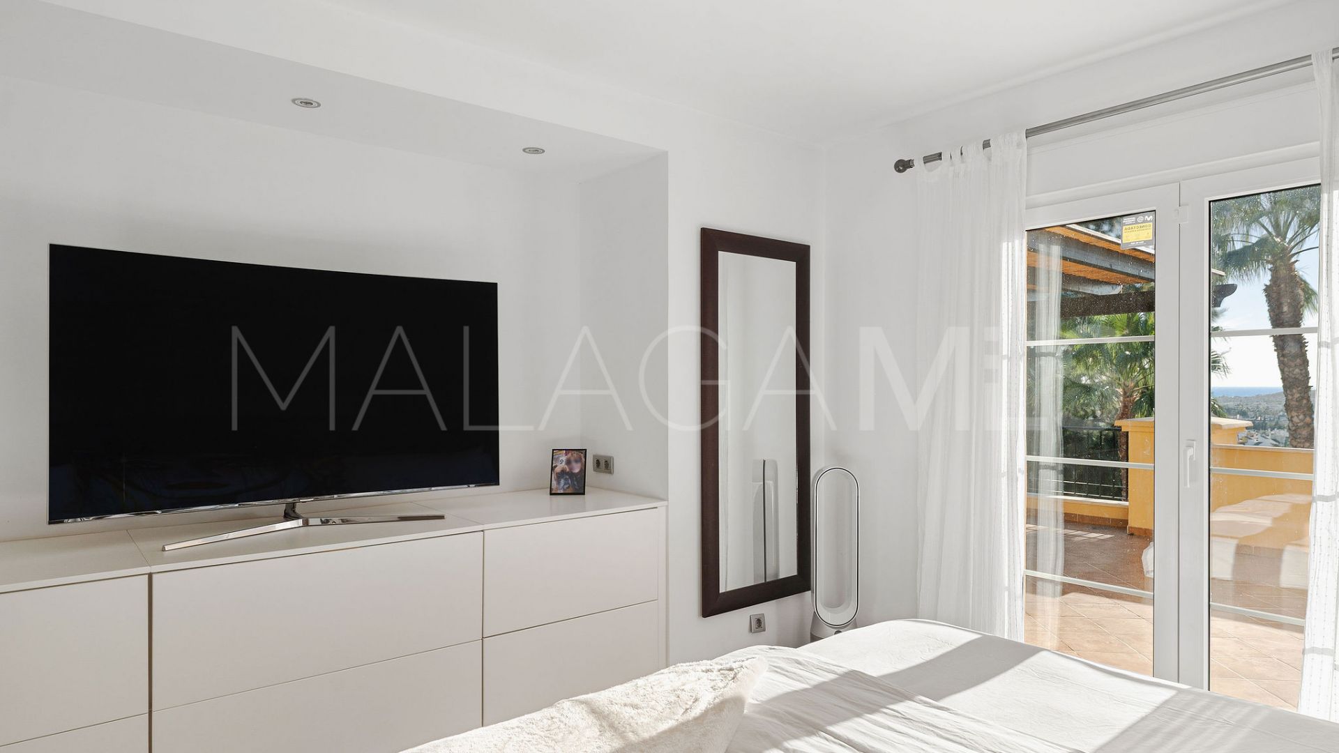 Takvåning for sale in Cumbres del Rodeo