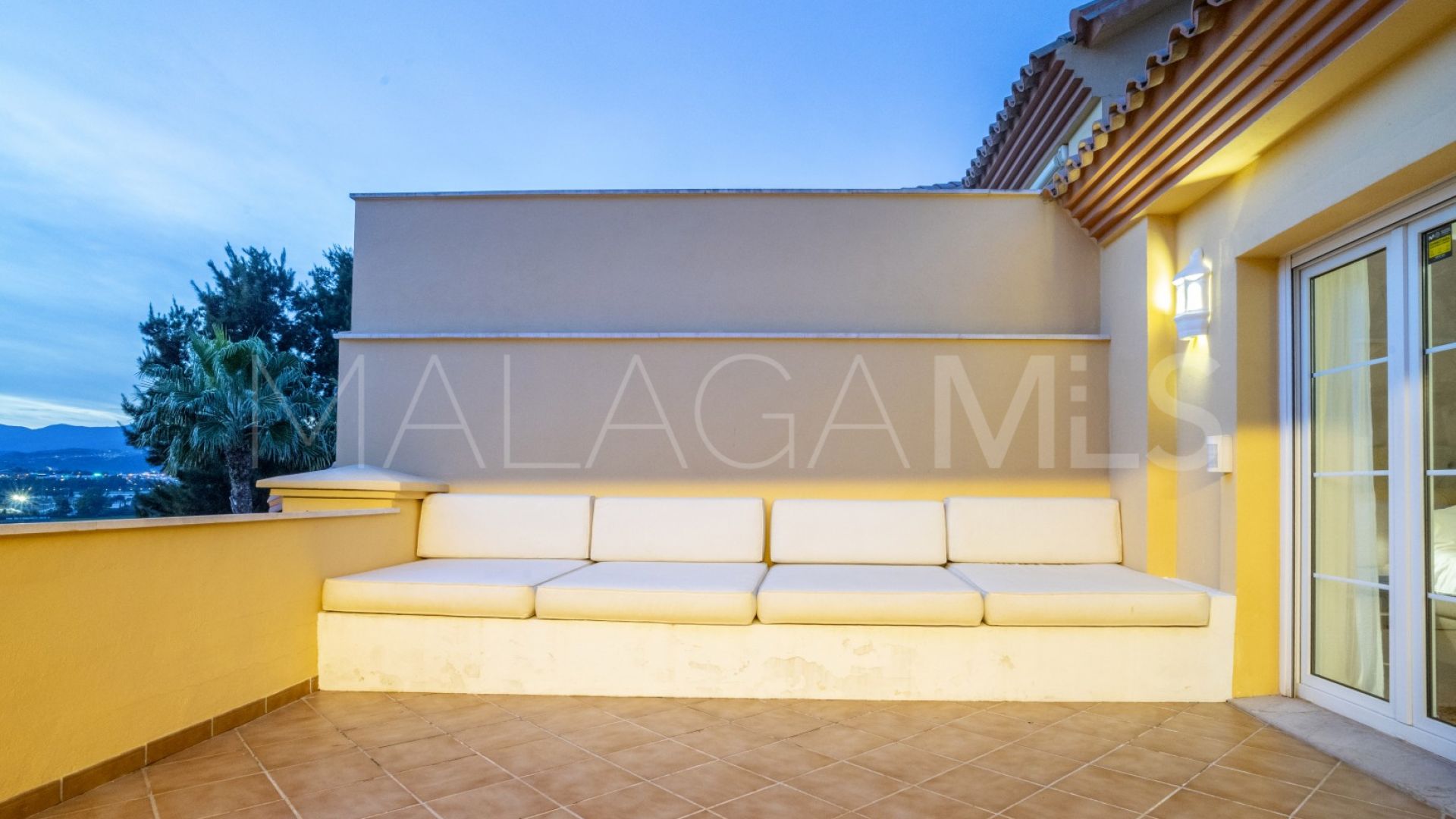 Appartement terrasse for sale in Cumbres del Rodeo