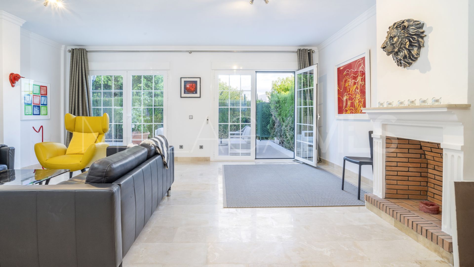 Reihenhaus for sale in Aloha Pueblo