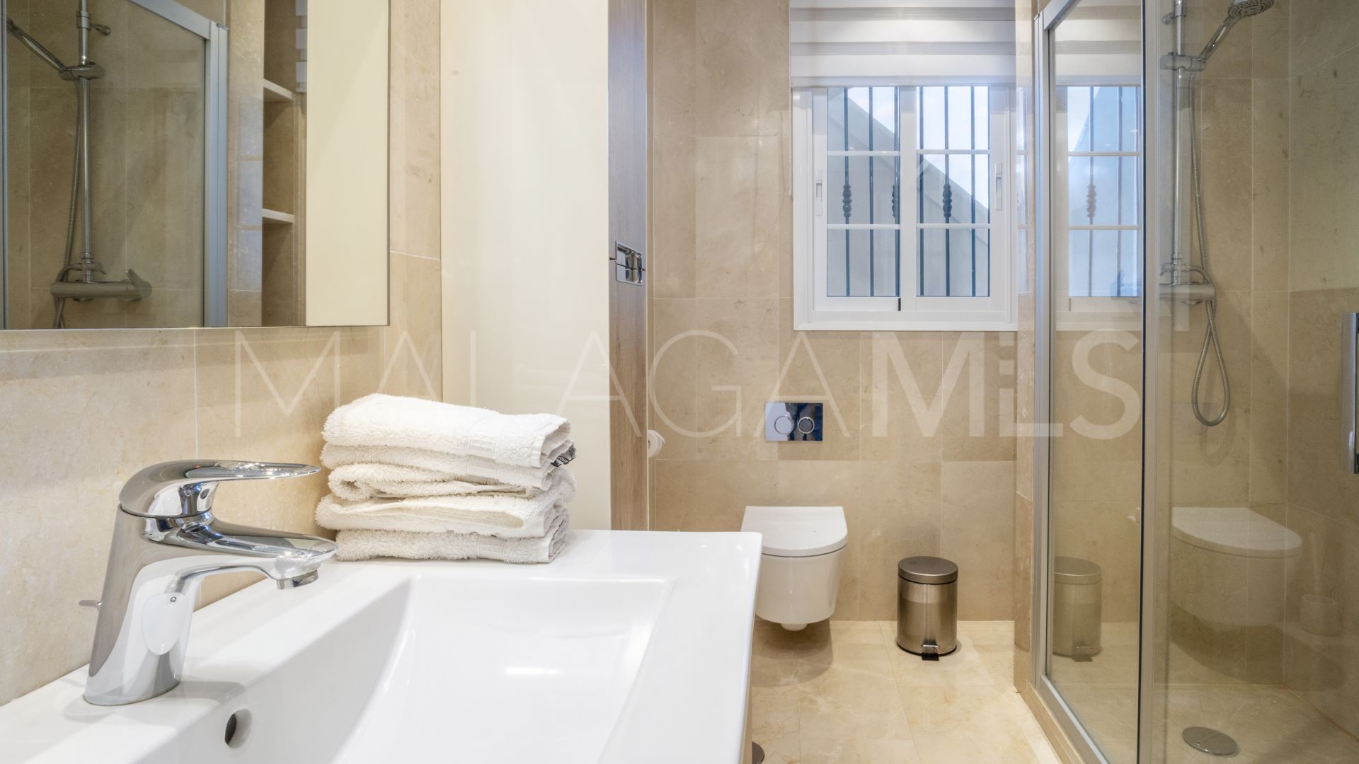 Reihenhaus for sale in Aloha Pueblo