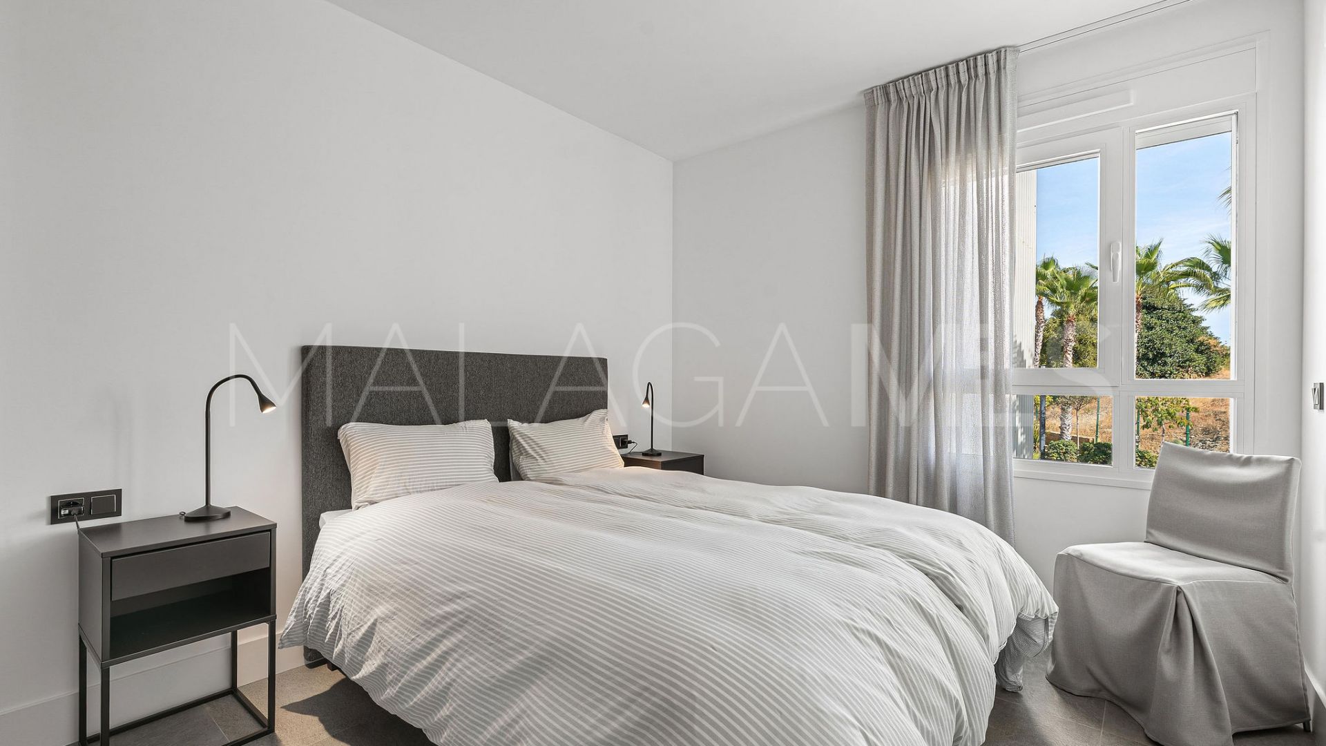 Tvåvånings takvåning for sale in La Quinta