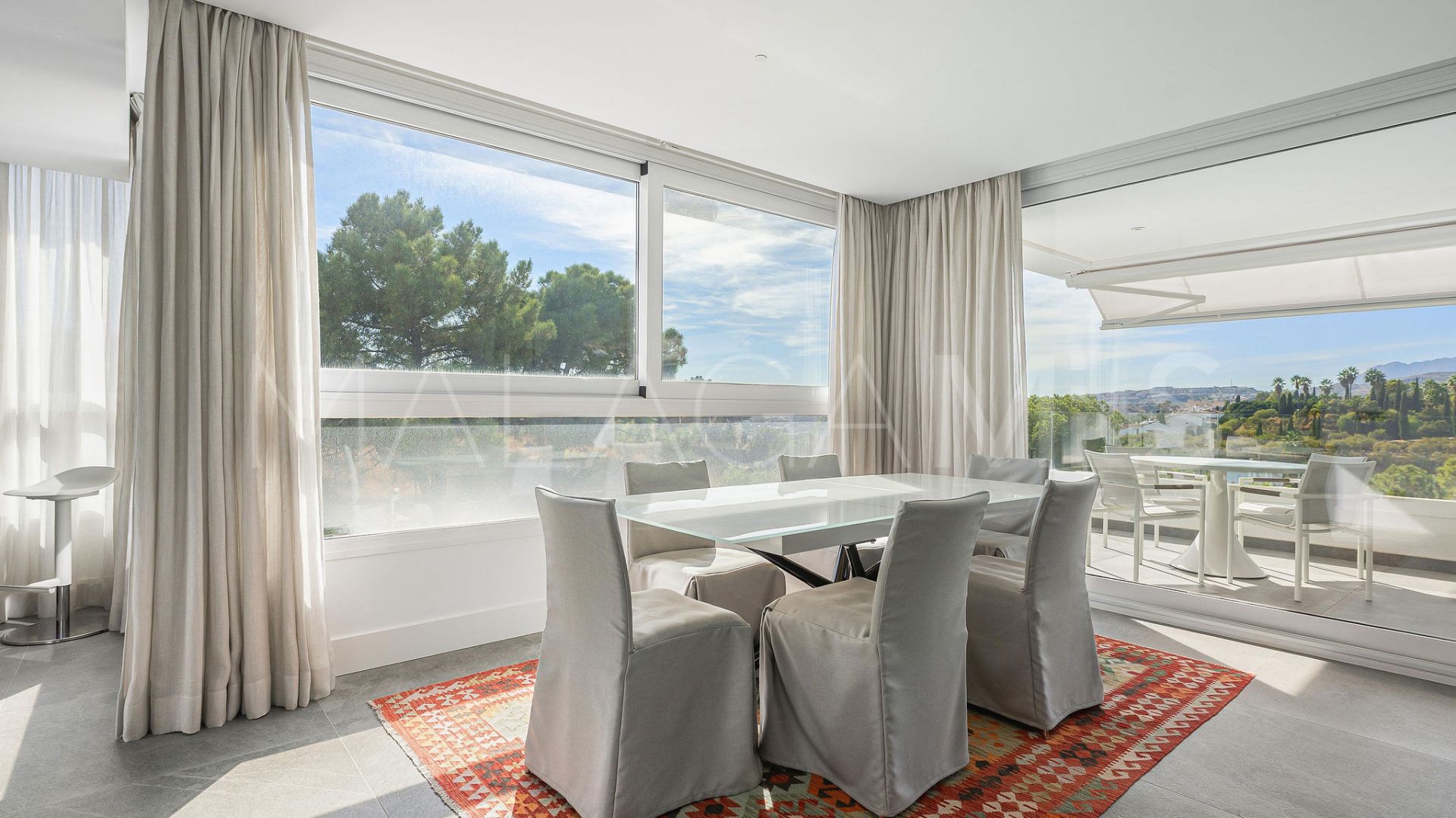 Tvåvånings takvåning for sale in La Quinta