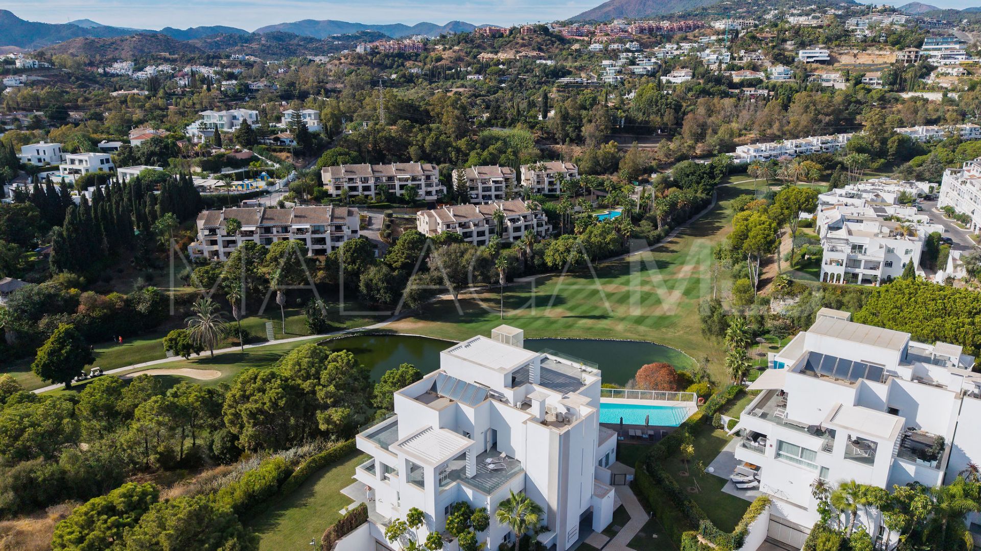 Tvåvånings takvåning for sale in La Quinta