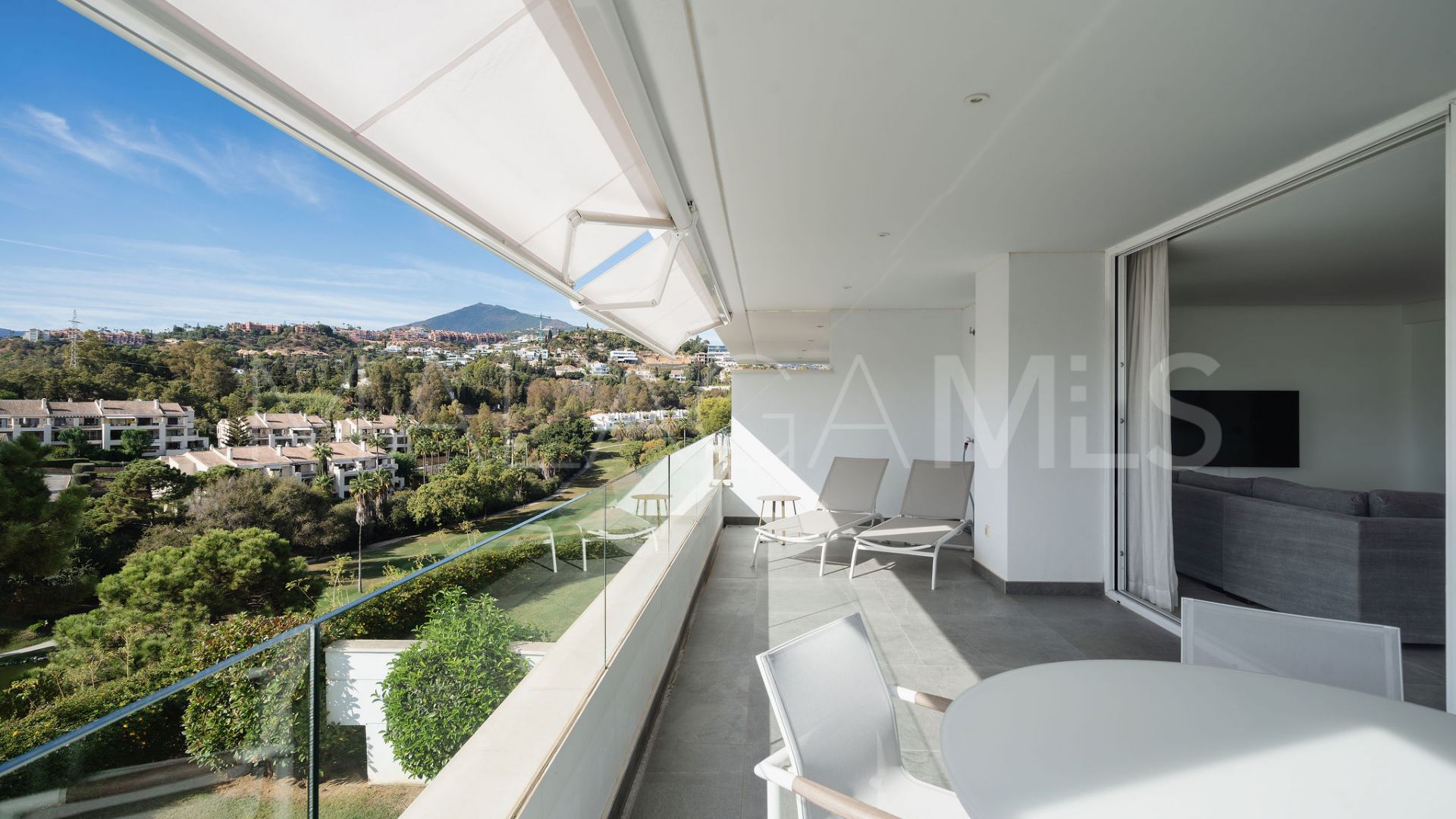 Tvåvånings takvåning for sale in La Quinta