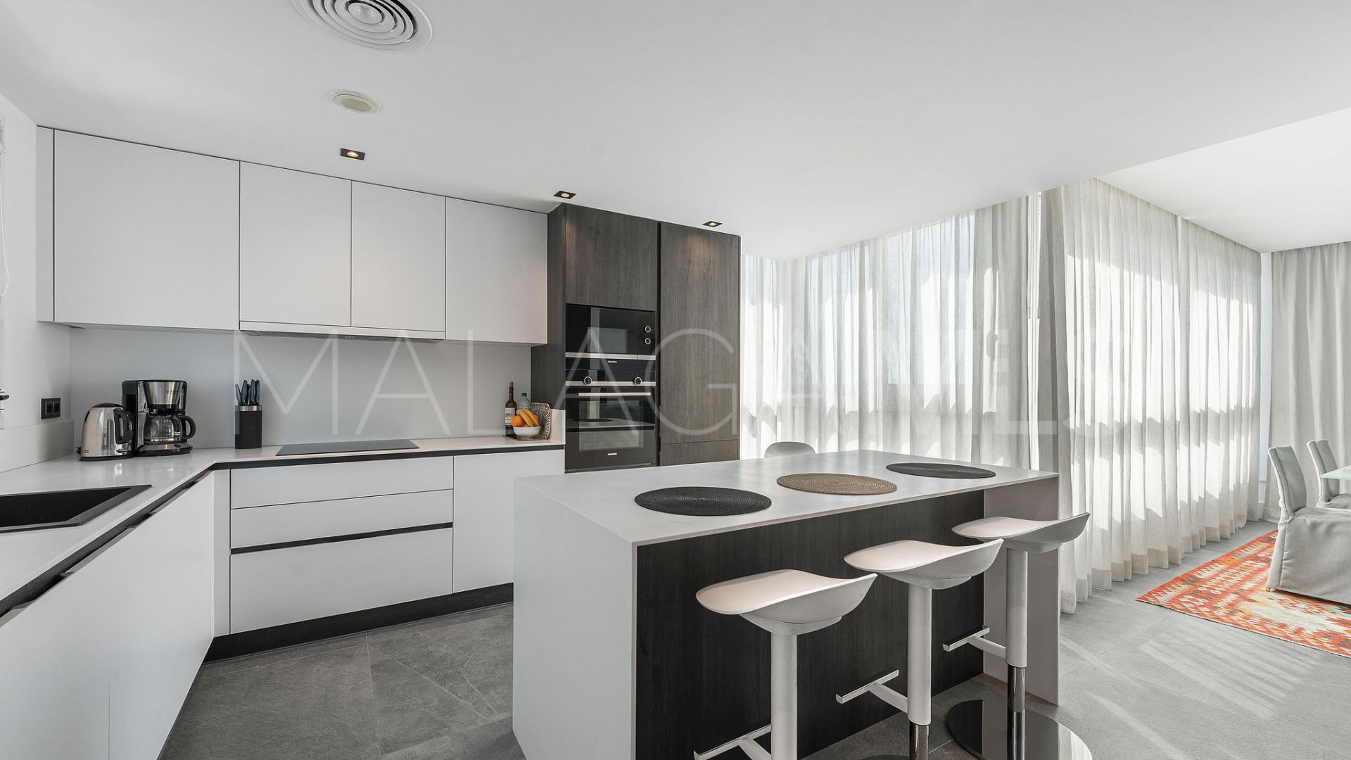 Tvåvånings takvåning for sale in La Quinta