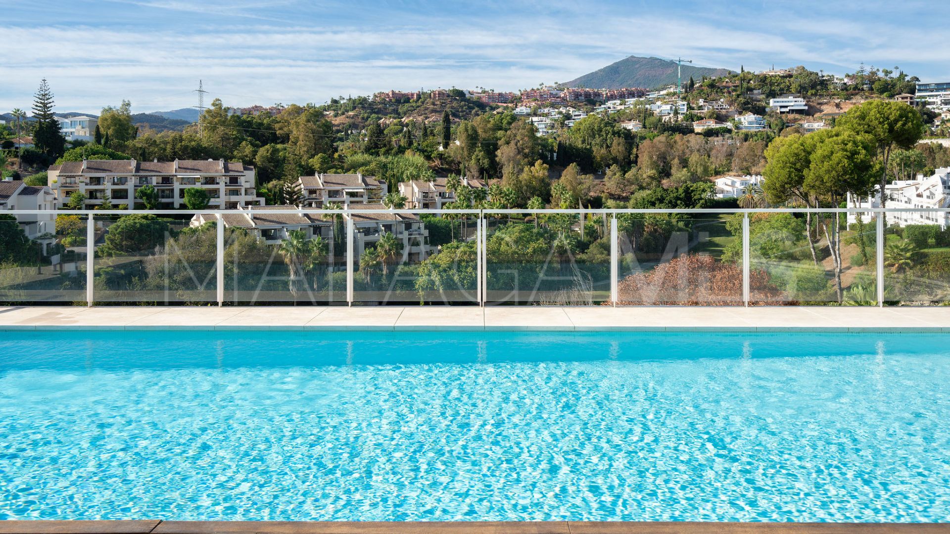 Tvåvånings takvåning for sale in La Quinta