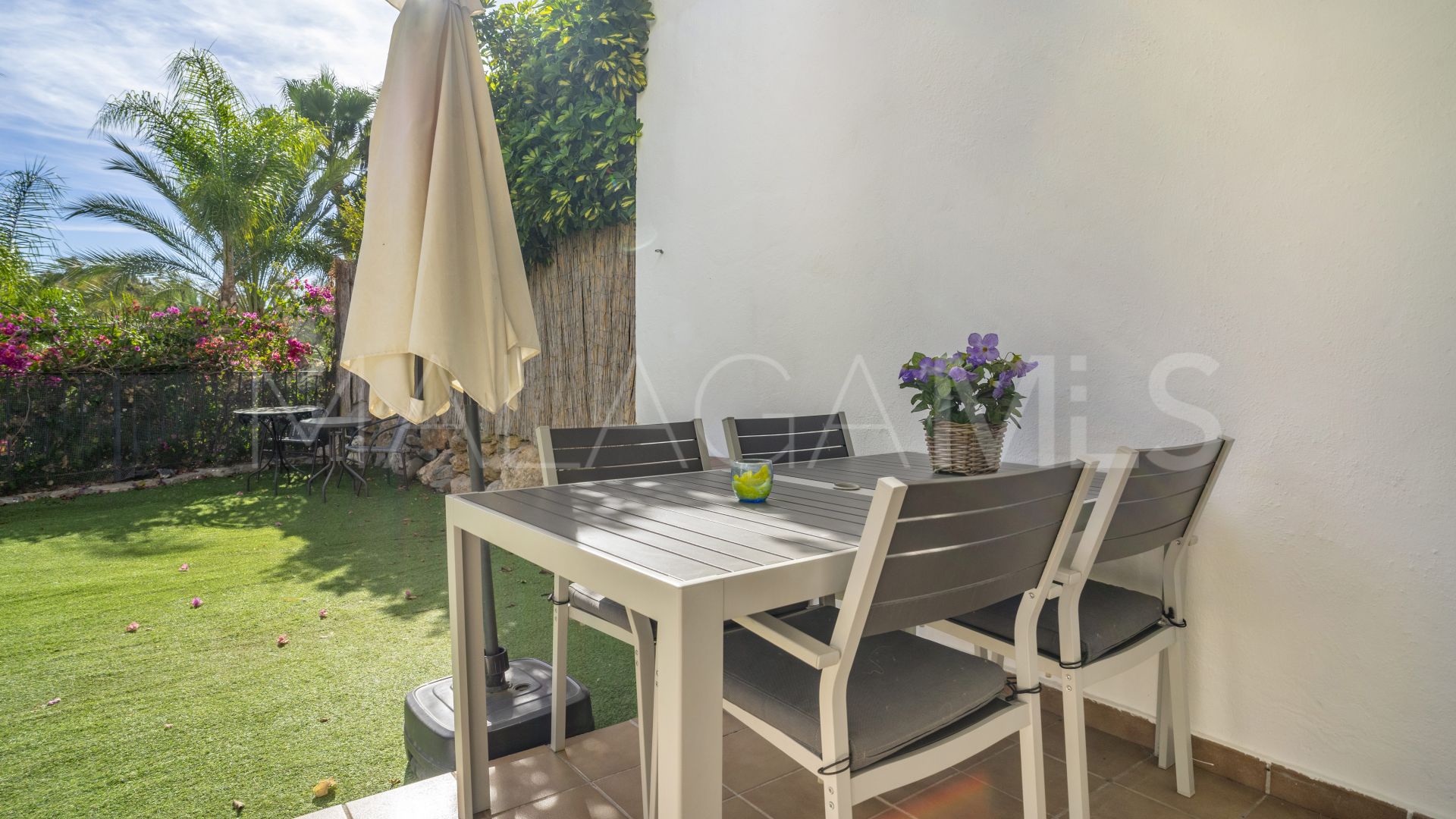 Buy apartamento planta baja with 2 bedrooms in Señorio de Gonzaga