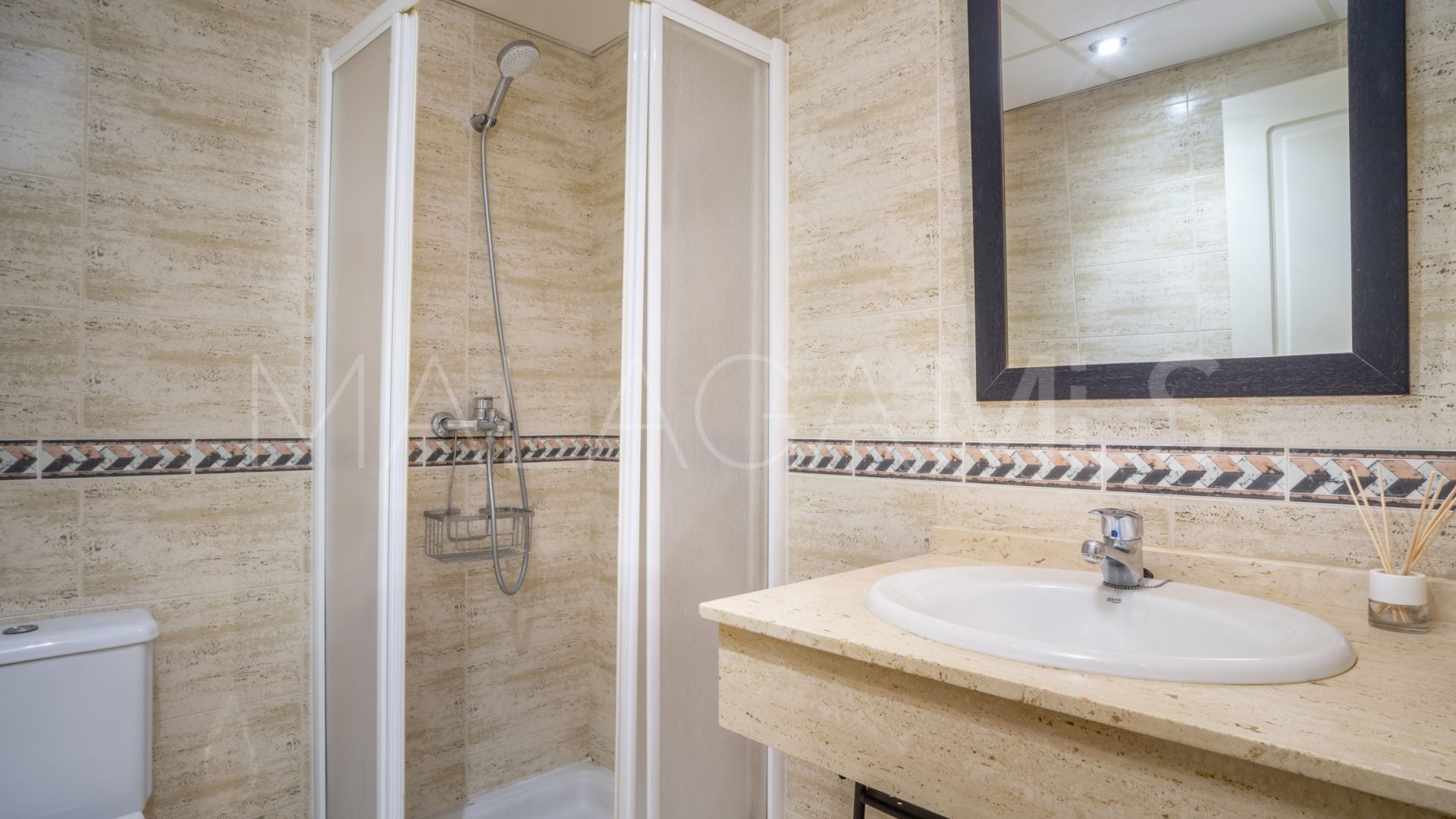 Buy apartamento planta baja with 2 bedrooms in Señorio de Gonzaga