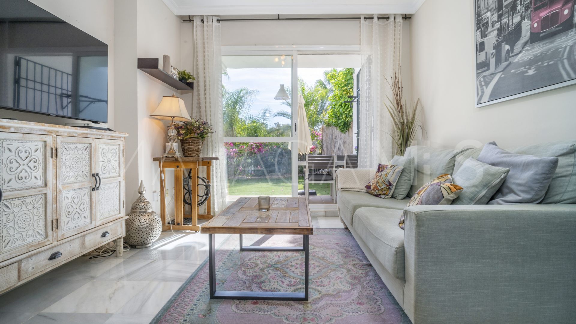 Buy apartamento planta baja with 2 bedrooms in Señorio de Gonzaga