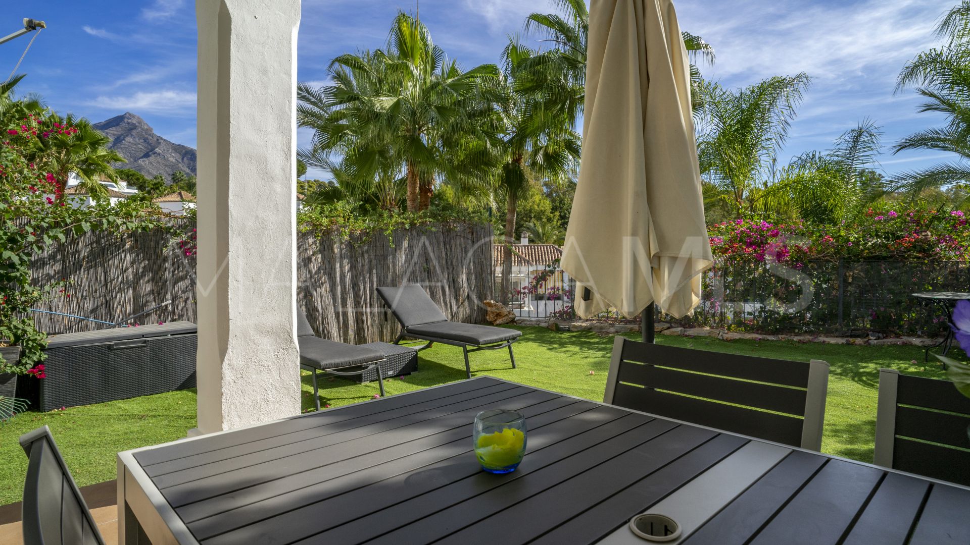 Buy apartamento planta baja with 2 bedrooms in Señorio de Gonzaga