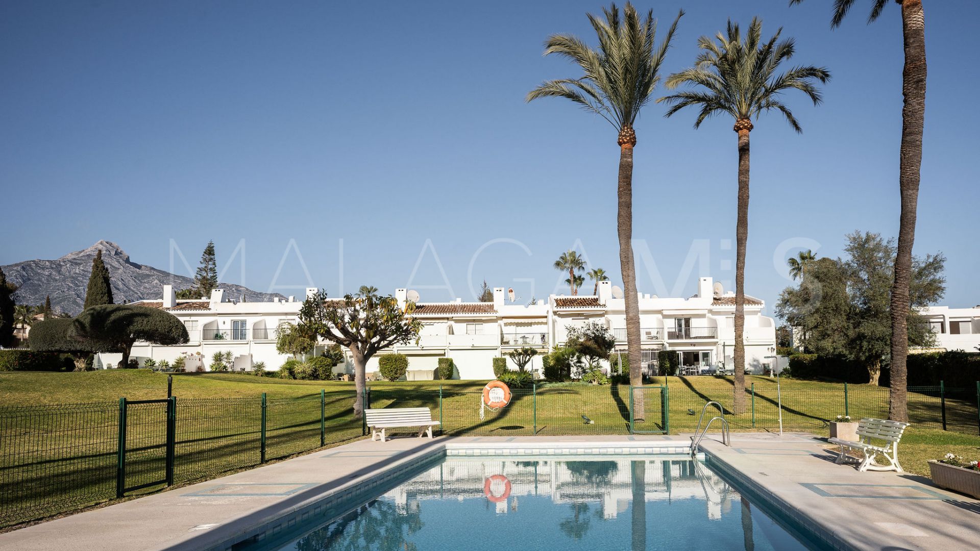 For sale La Rinconada ground floor apartment