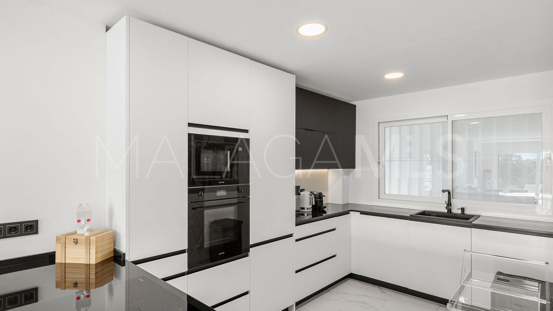 For sale La Rinconada ground floor apartment