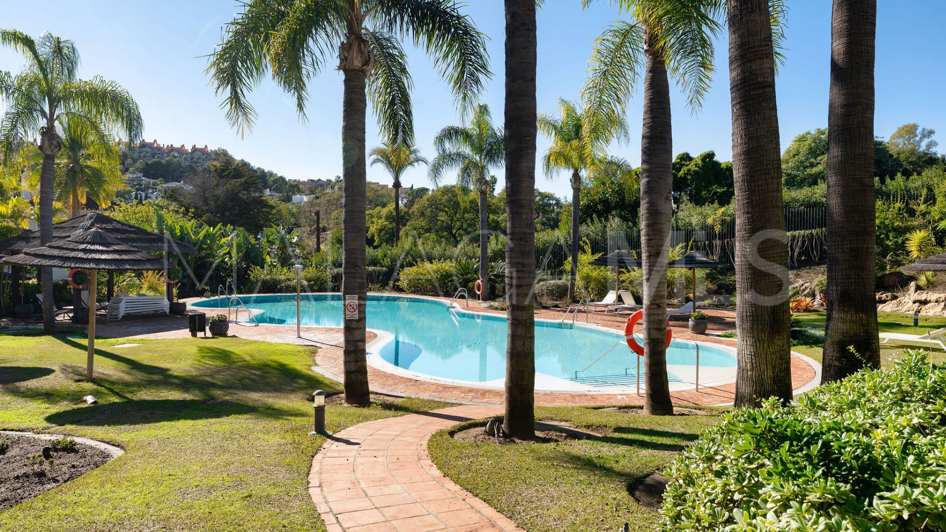 Lägenhet for sale in Las Alamandas