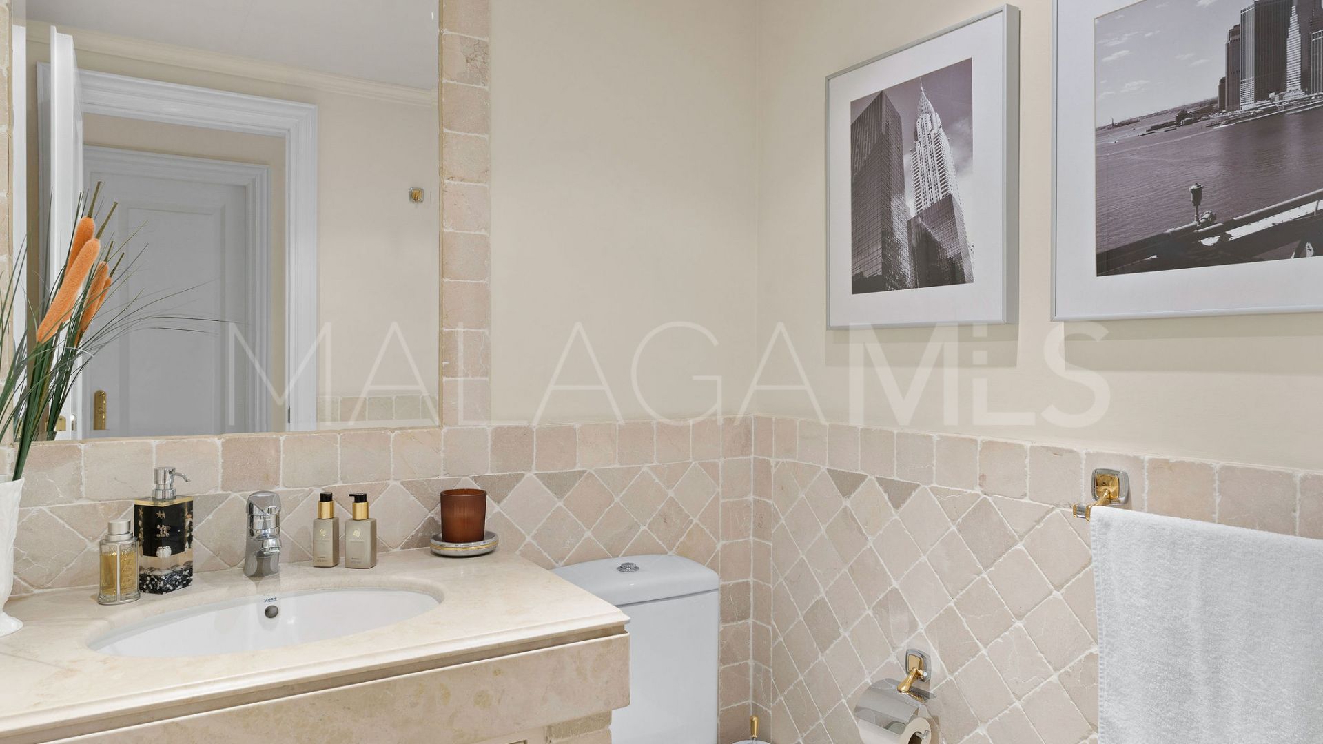 Lägenhet for sale in Las Alamandas