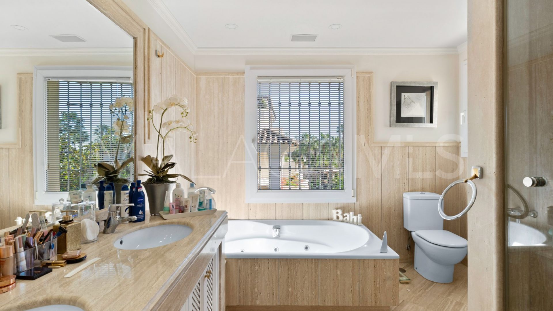 Lägenhet for sale in Las Alamandas