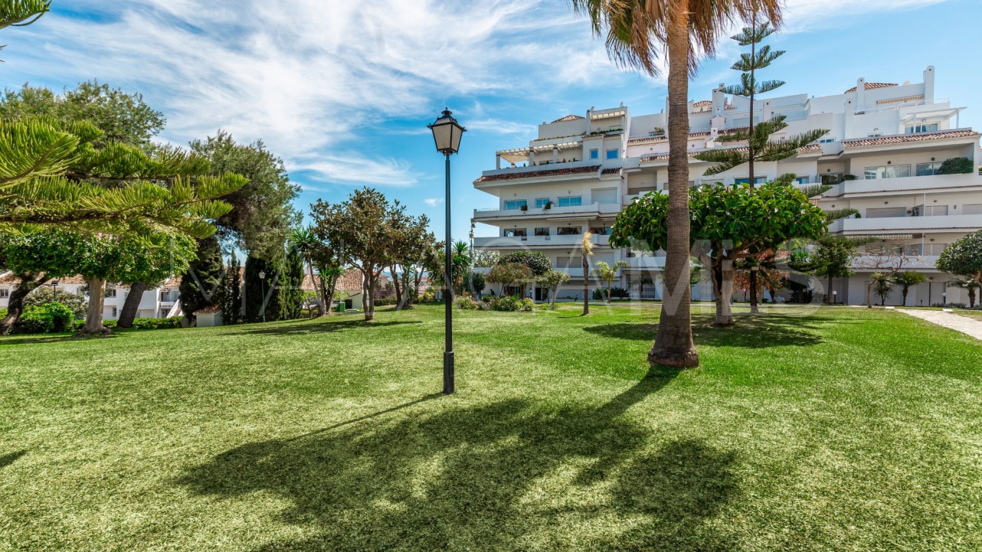 Lägenhet for sale in Royal Gardens